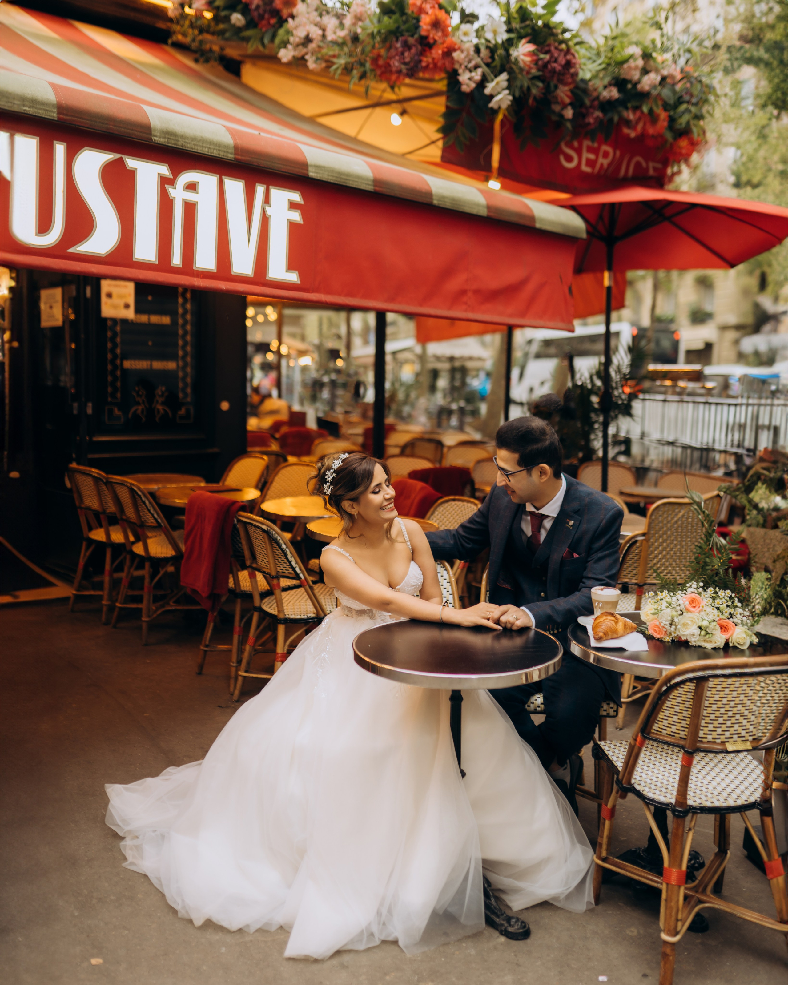 Wedding photo shoot. Professional photographer in Paris — Shybitska Iryna