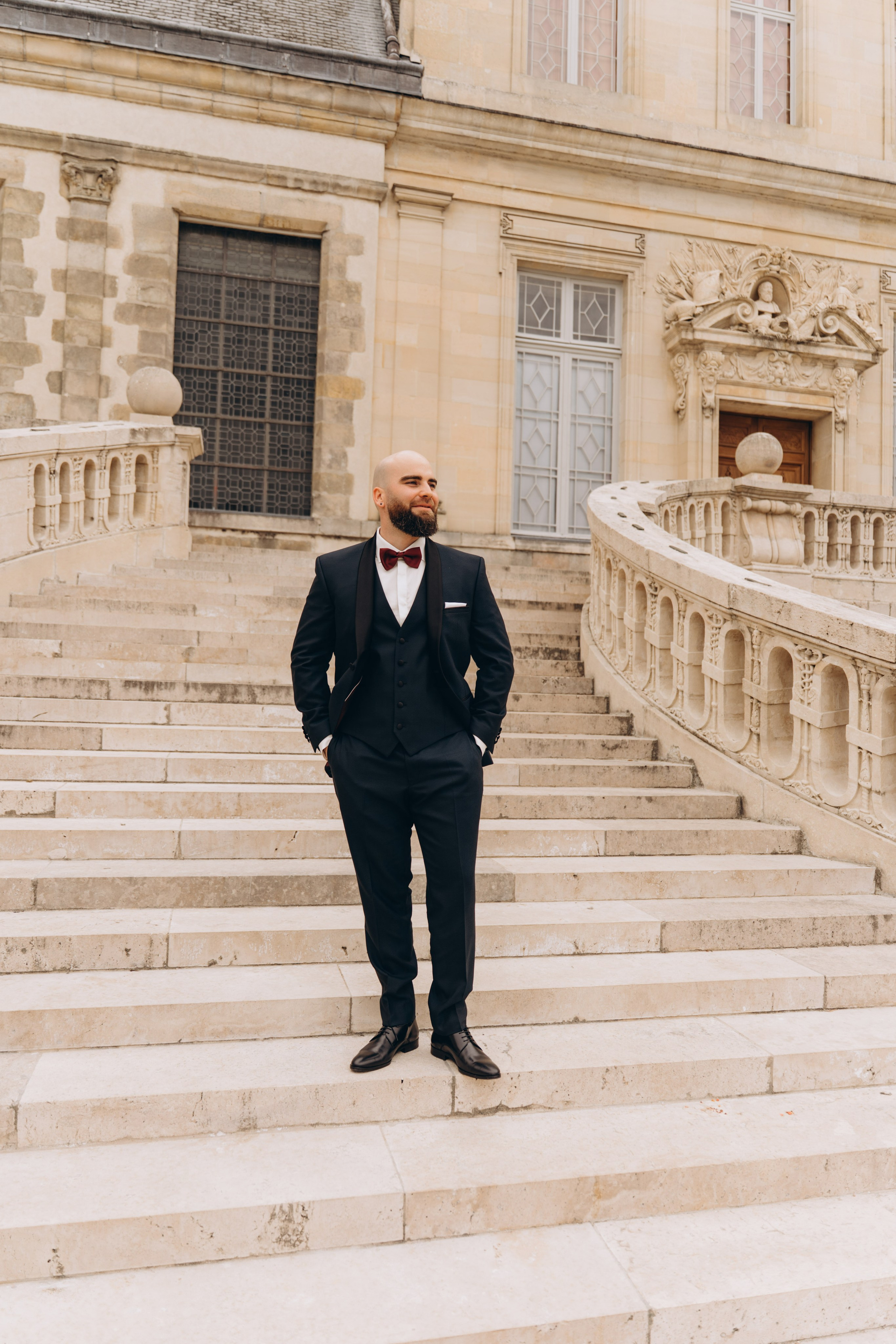 Town hall civil ceremony & wedding photoshoot in France. Professional photographer in Paris — Shybitska Iryna