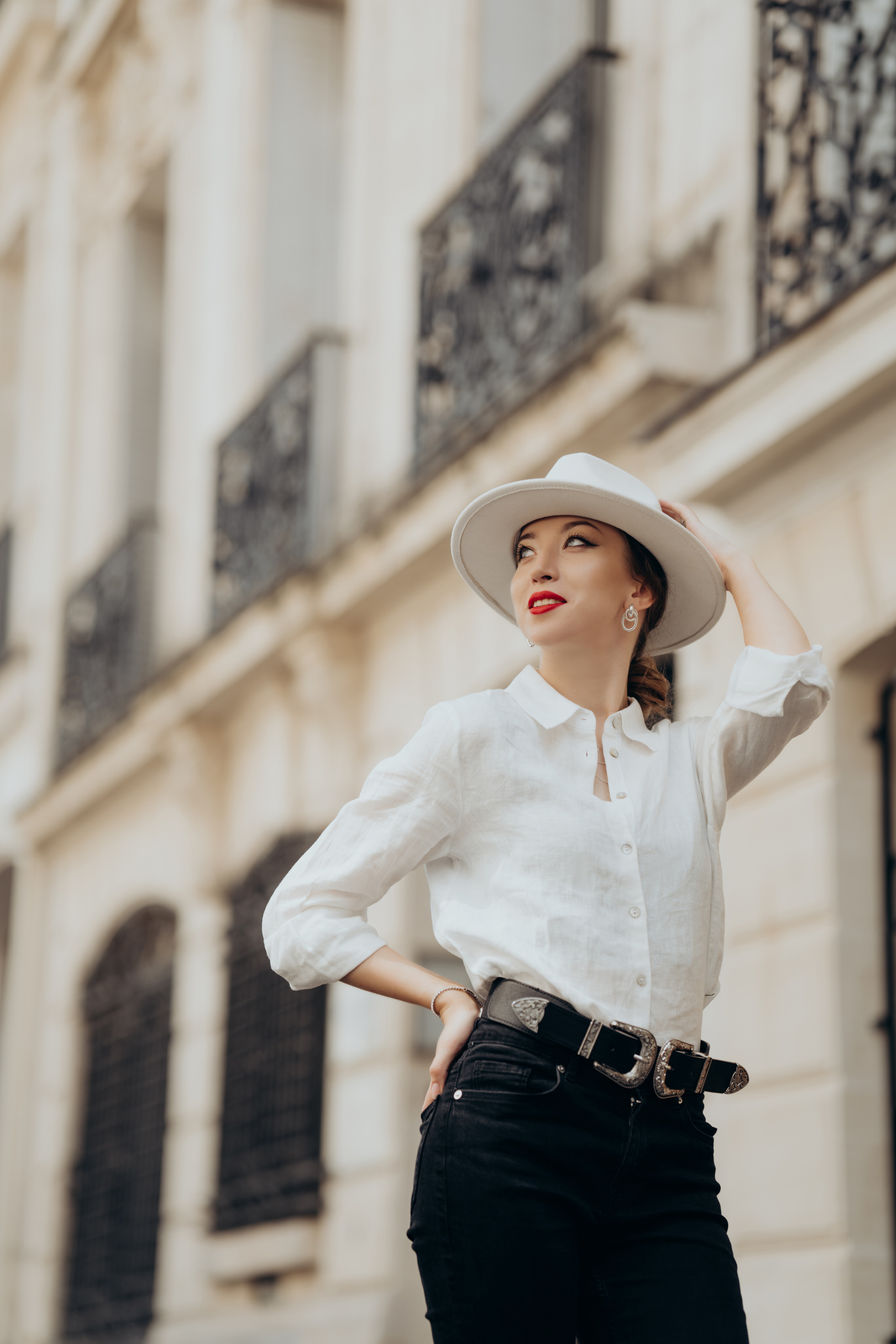 Photo shoot on the streets of Paris. Professional photographer in Paris — Shybitska Iryna