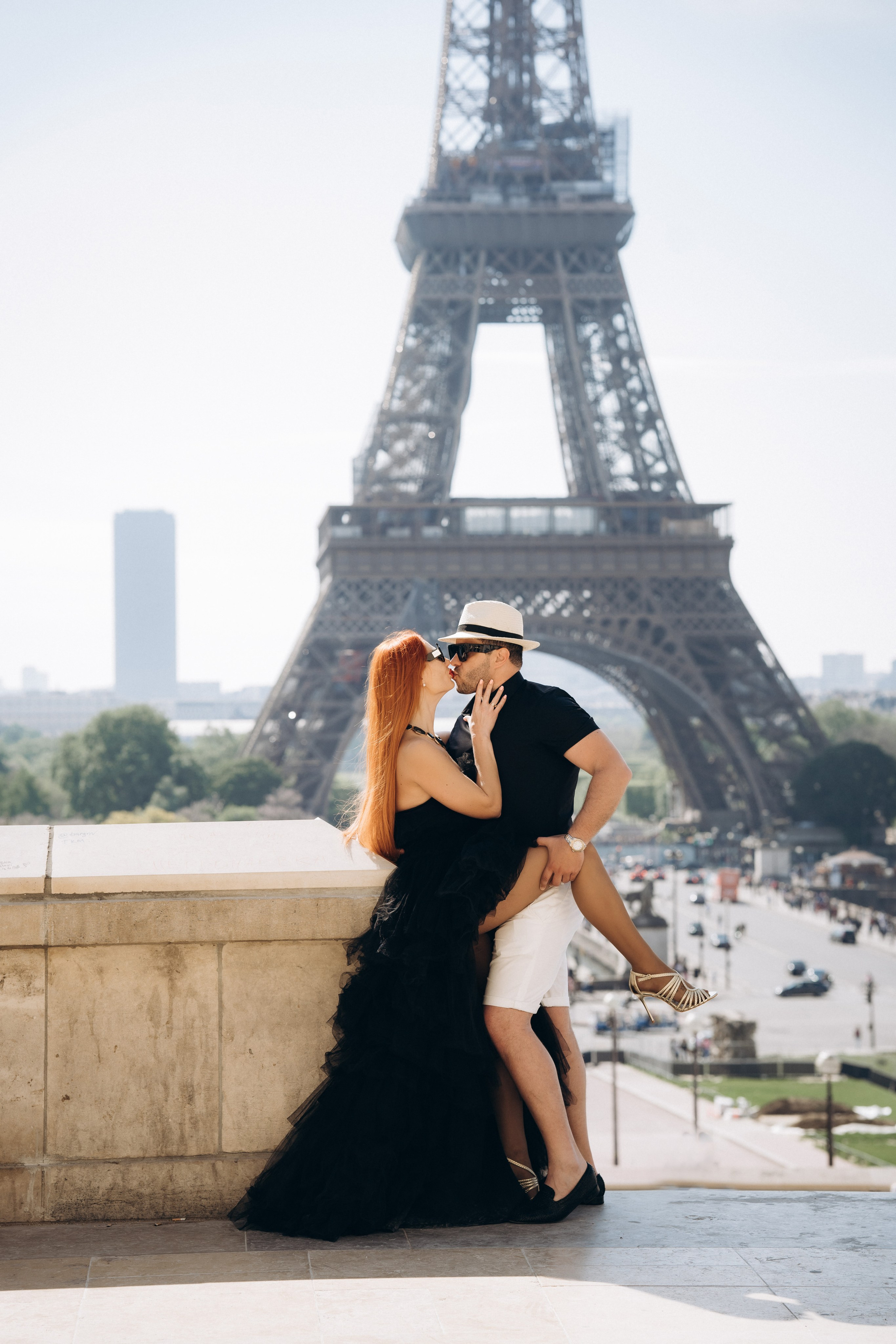 Family photo shoot. Paris. Professional photographer in Paris — Shybitska Iryna