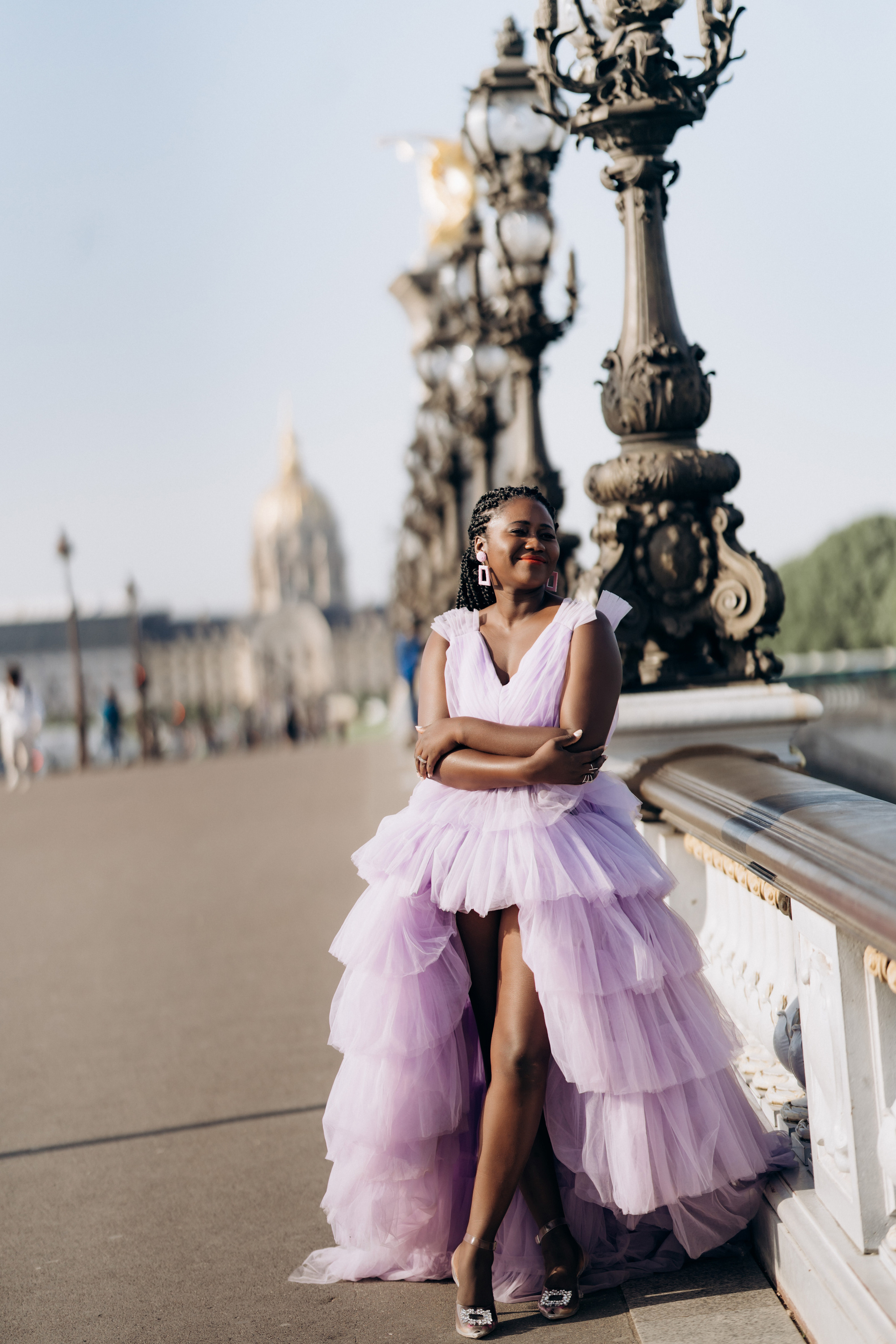Family photo session in Paris — Louvre — Eiffel Tower. Professional photographer in Paris — Shybitska Iryna