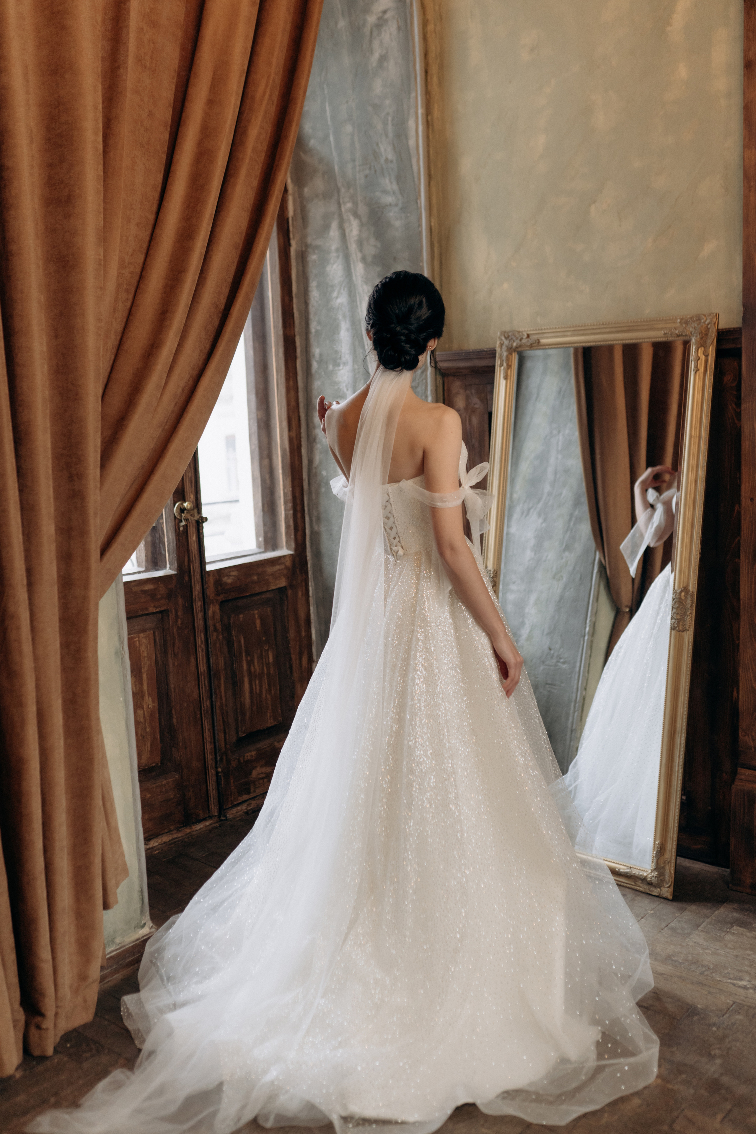 Фотосесія у студії «F11» та «Новий ЗАГС». Professional photographer in Paris — Shybitska Iryna