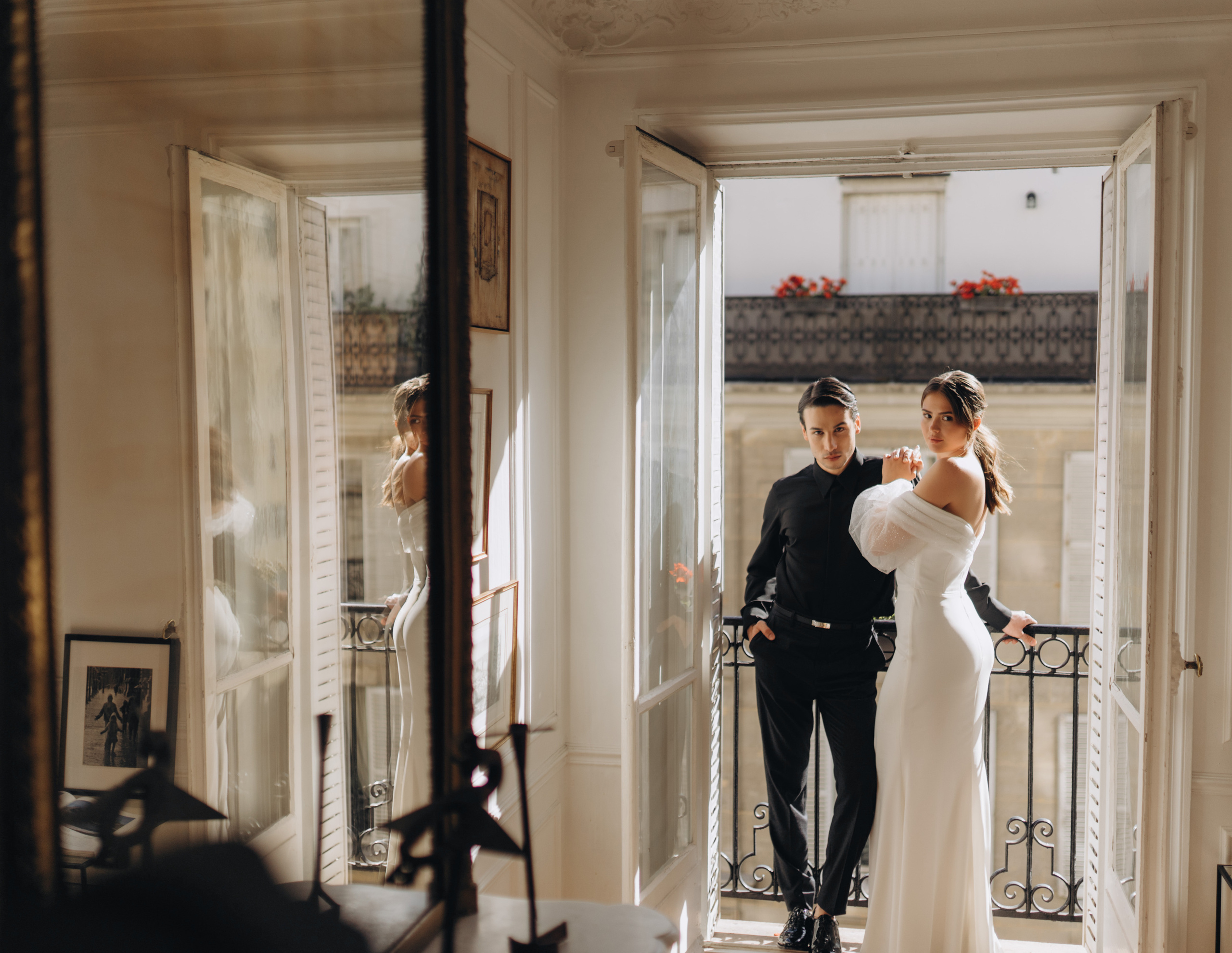 Wedding photo shoot in Paris. Professional photographer in Paris — Shybitska Iryna