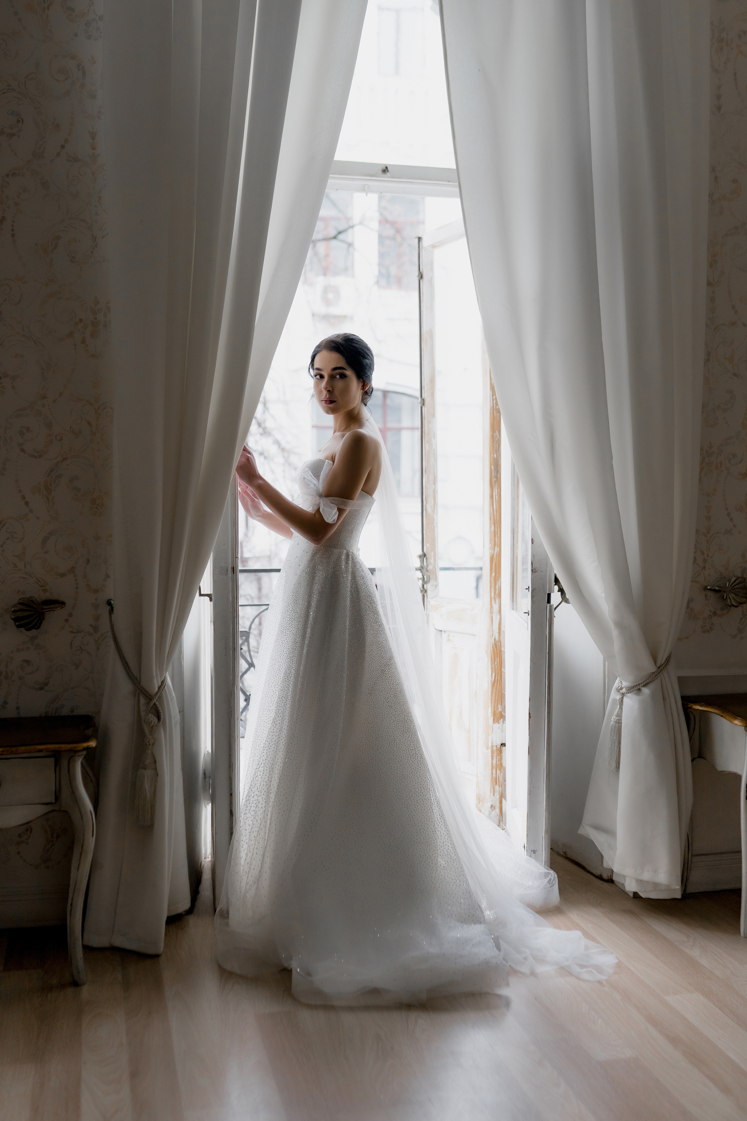 Фотосесія у студії «F11» та «Новий ЗАГС». Professional photographer in Paris — Shybitska Iryna