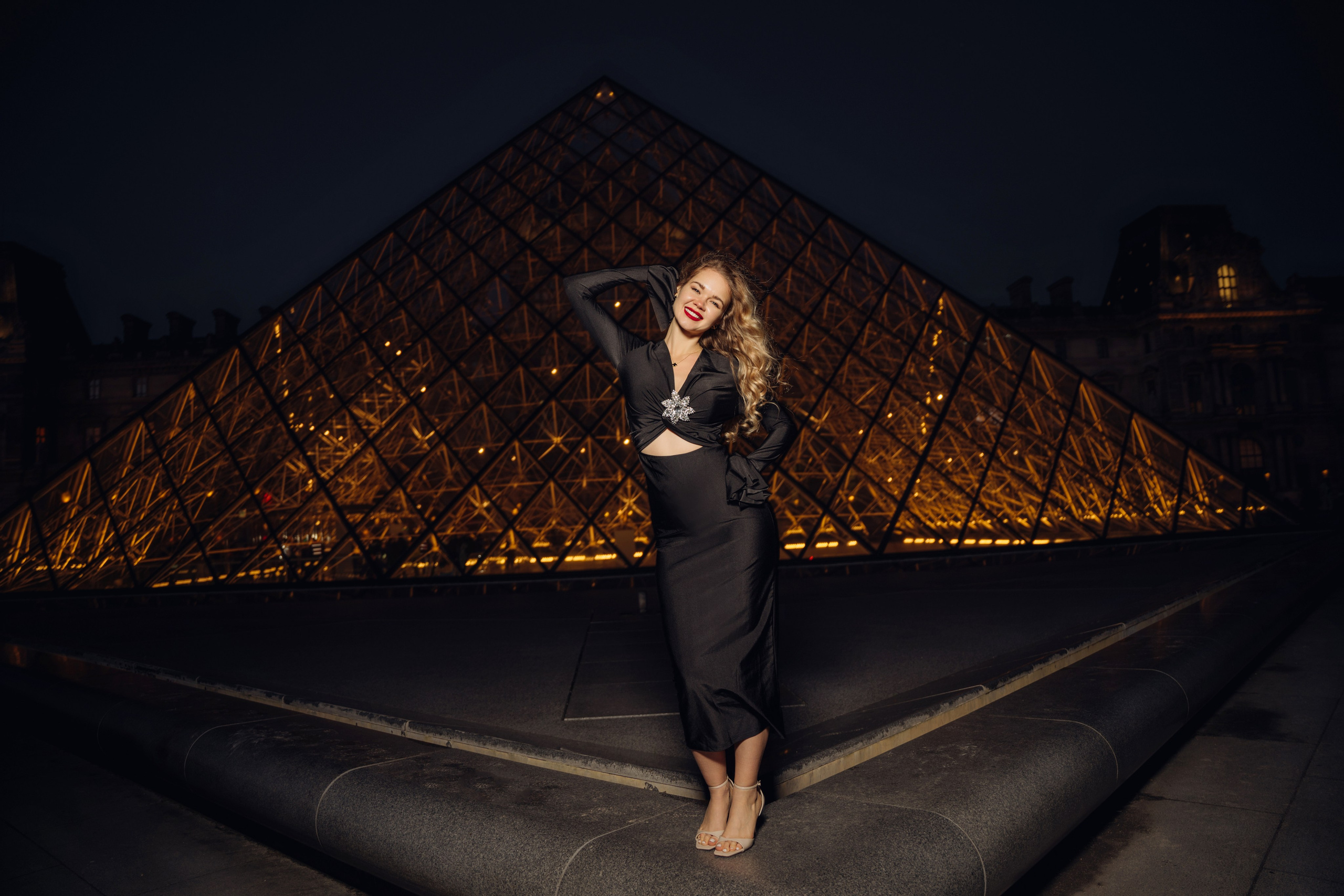 Night Paris/Ночная фотоссесия в Париже. Professional photographer in Paris — Shybitska Iryna