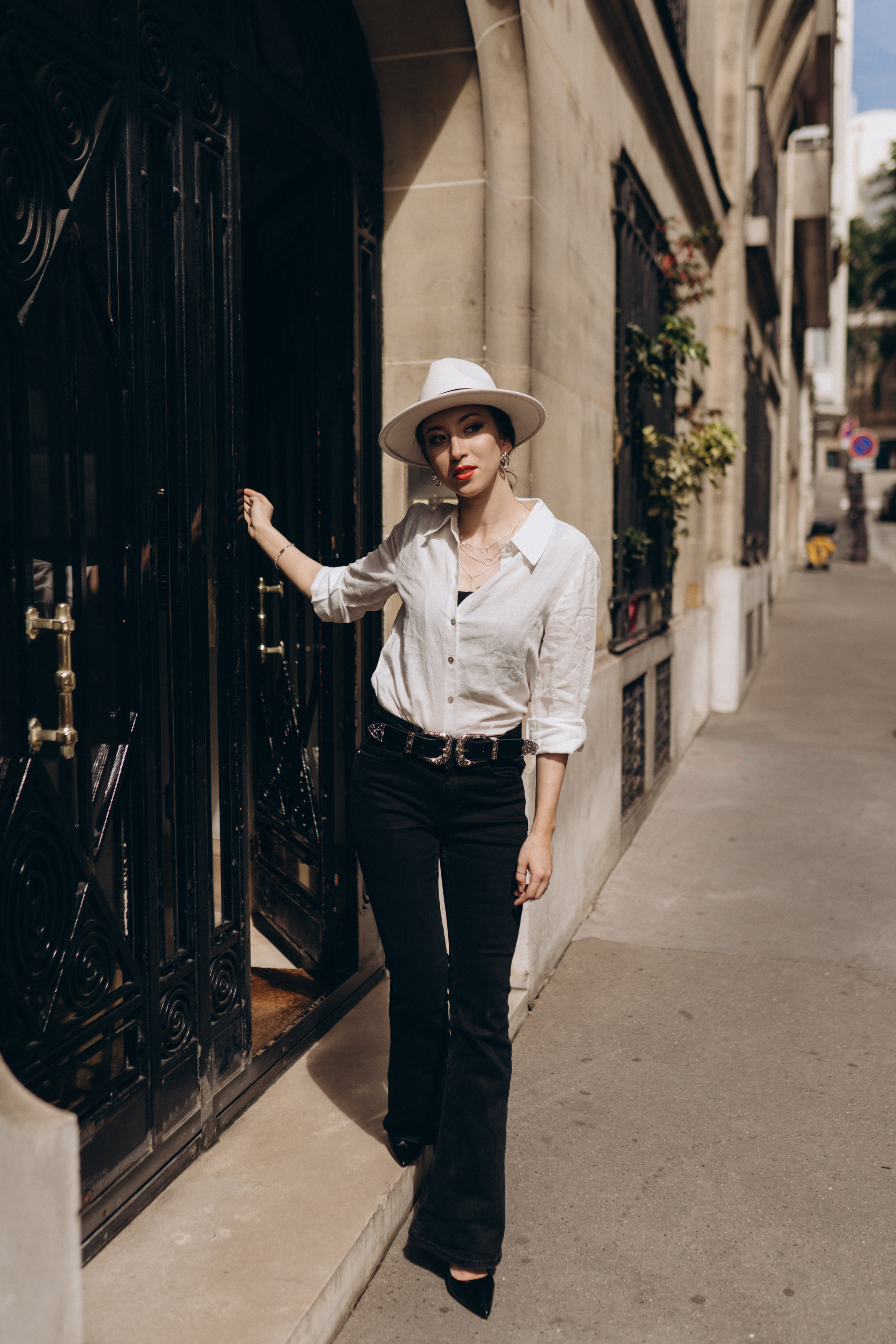 Photo shoot on the streets of Paris. Professional photographer in Paris — Shybitska Iryna