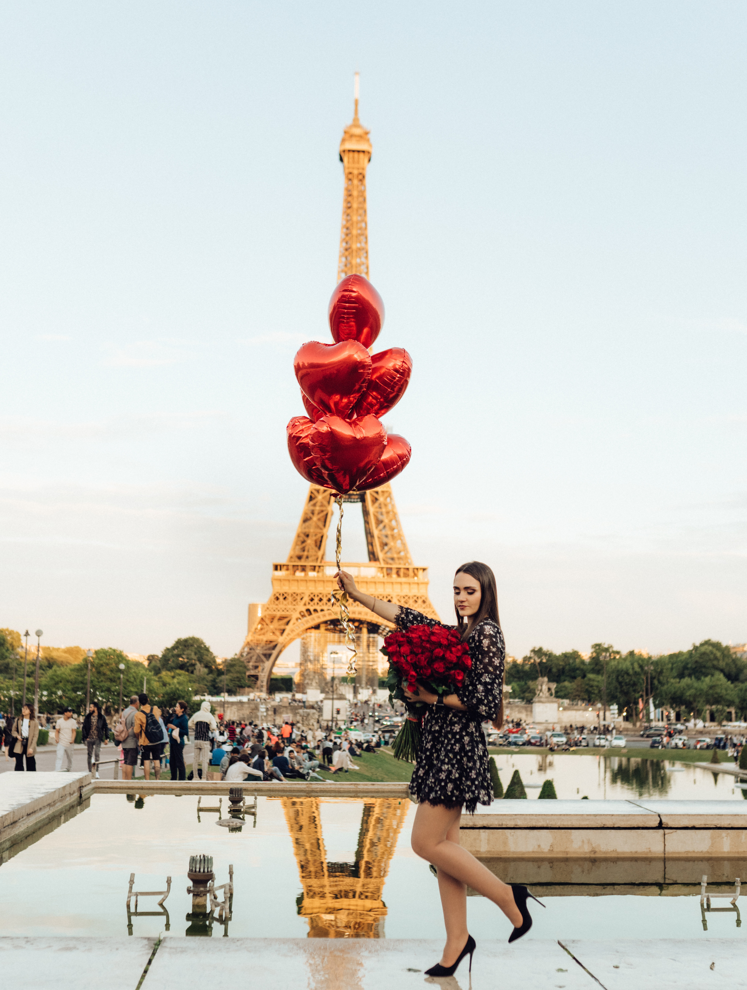 Engagement — Photo session lasts 1 hour. Professional photographer in Paris — Shybitska Iryna