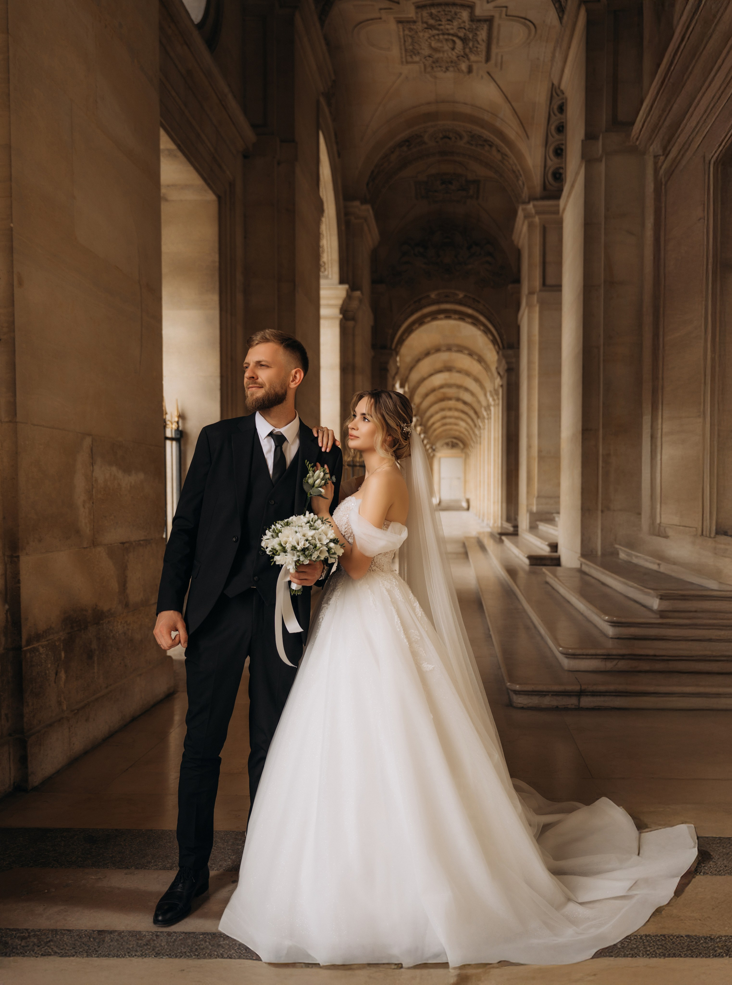 Wedding Day in Paris and Reception. Professional photographer in Paris — Shybitska Iryna