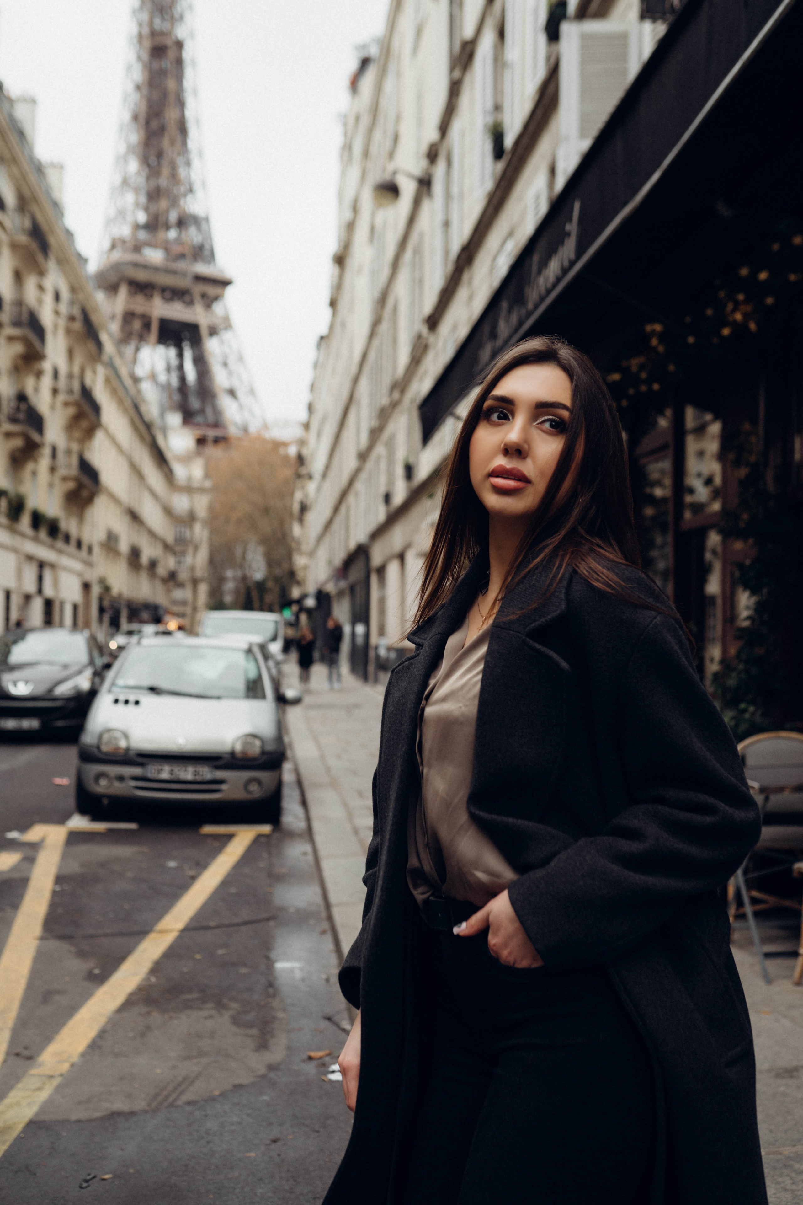 Eiffel Tower — Photo session lasts 2 hours. Professional photographer in Paris — Shybitska Iryna