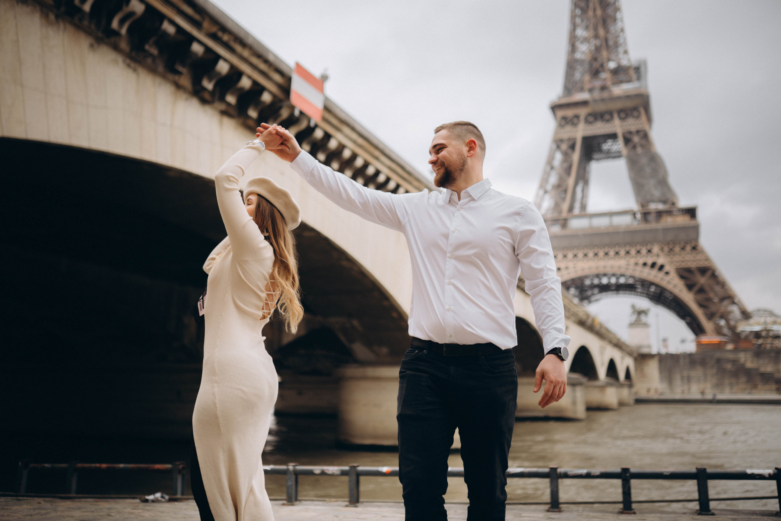 Ideas for a photo shoot in Paris. Professional photographer in Paris — Shybitska Iryna