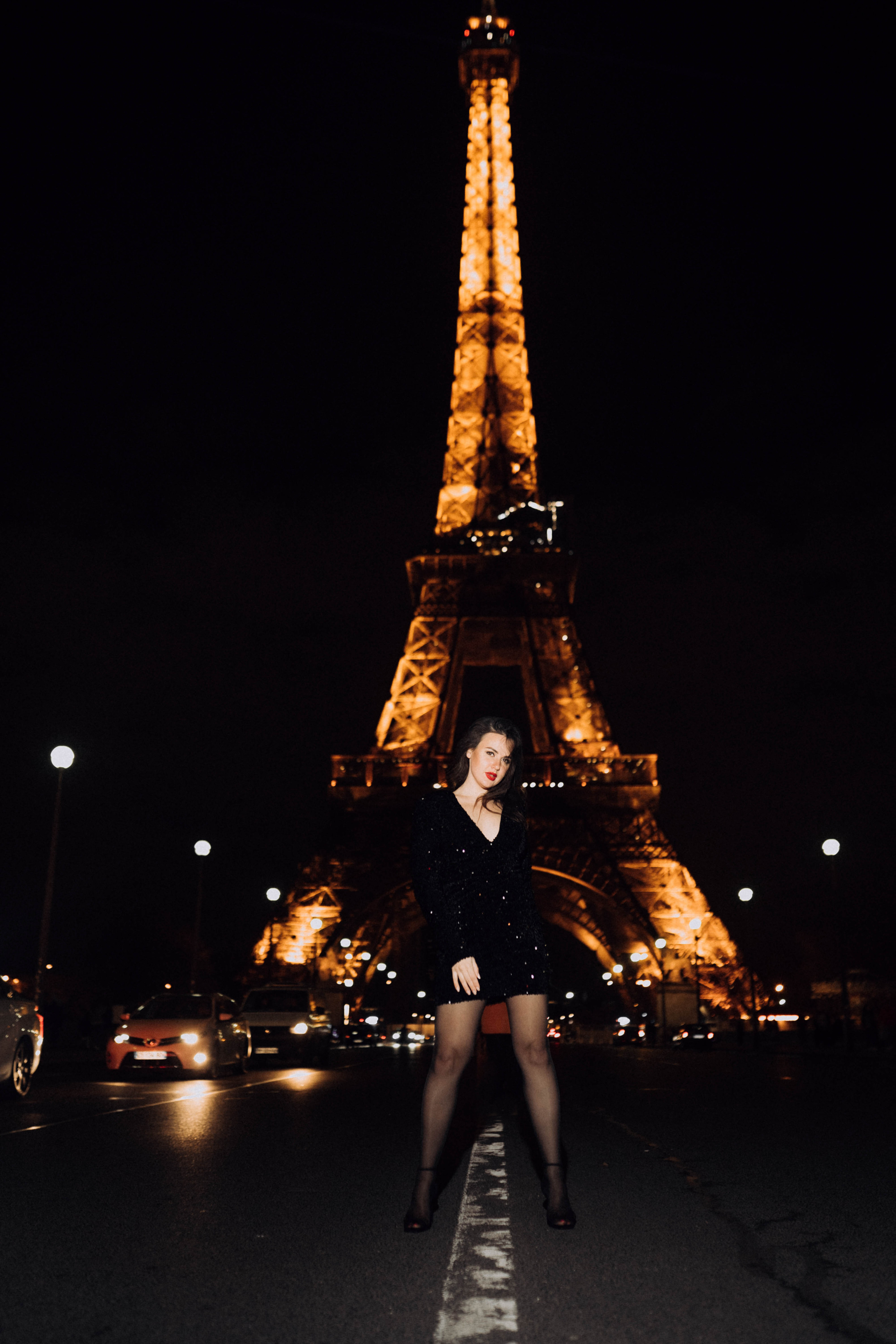 Night photo session in Paris. Professional photographer in Paris — Shybitska Iryna