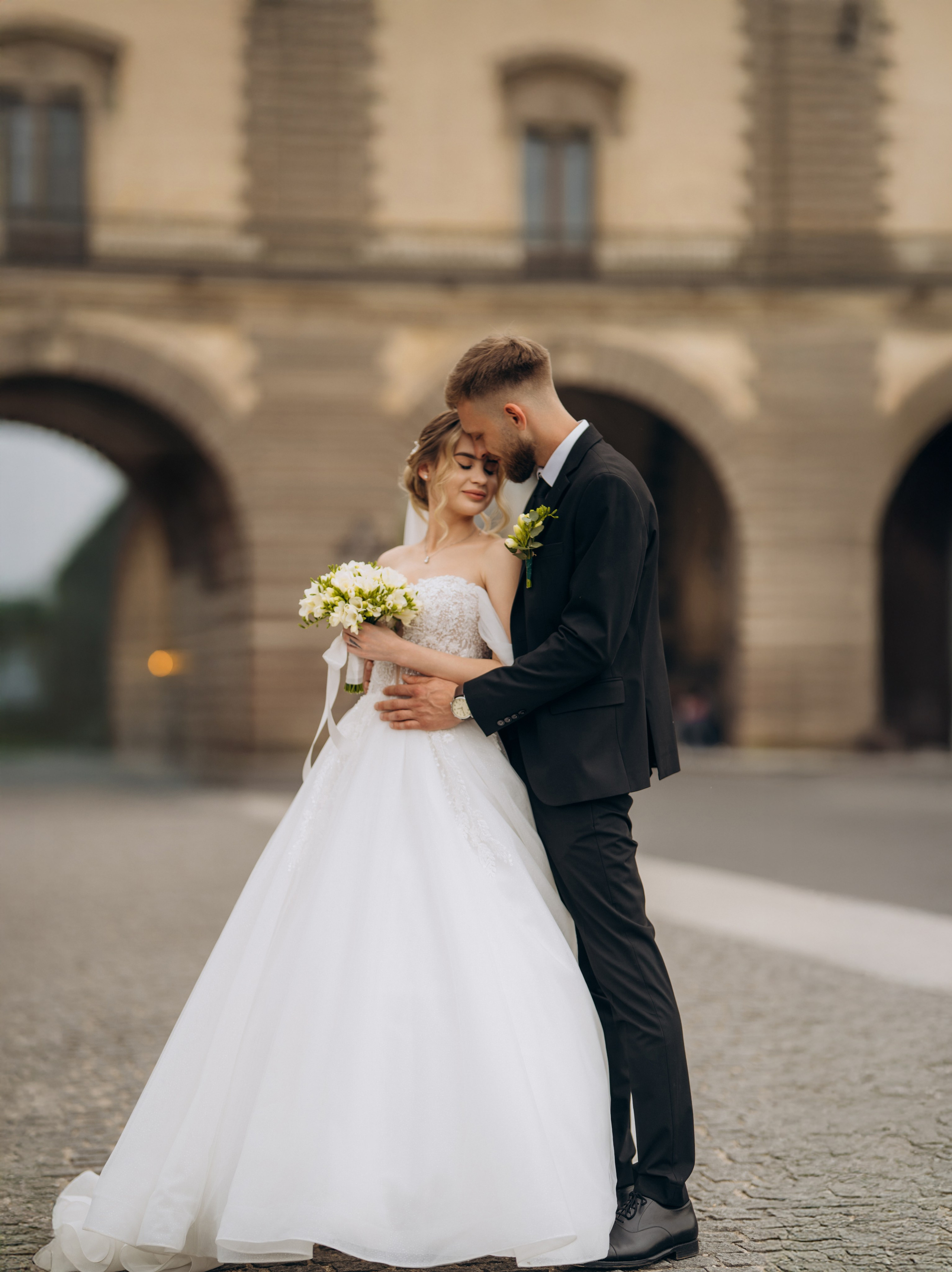 Wedding Day in Paris and Reception. Professional photographer in Paris — Shybitska Iryna