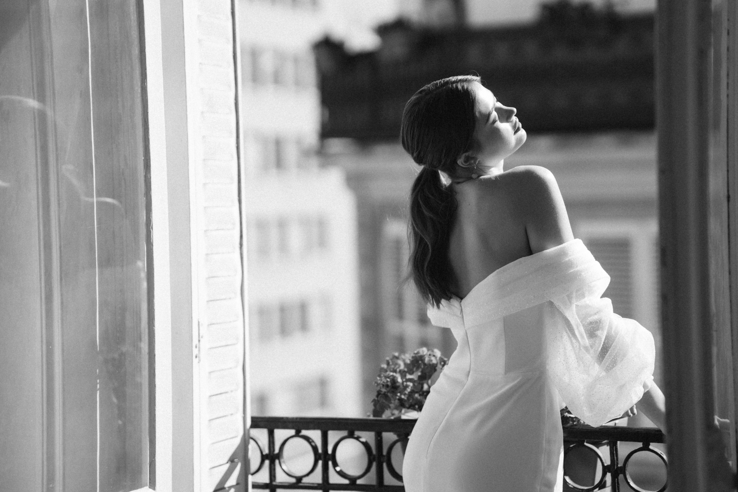 Wedding photo shoot in Paris. Professional photographer in Paris — Shybitska Iryna