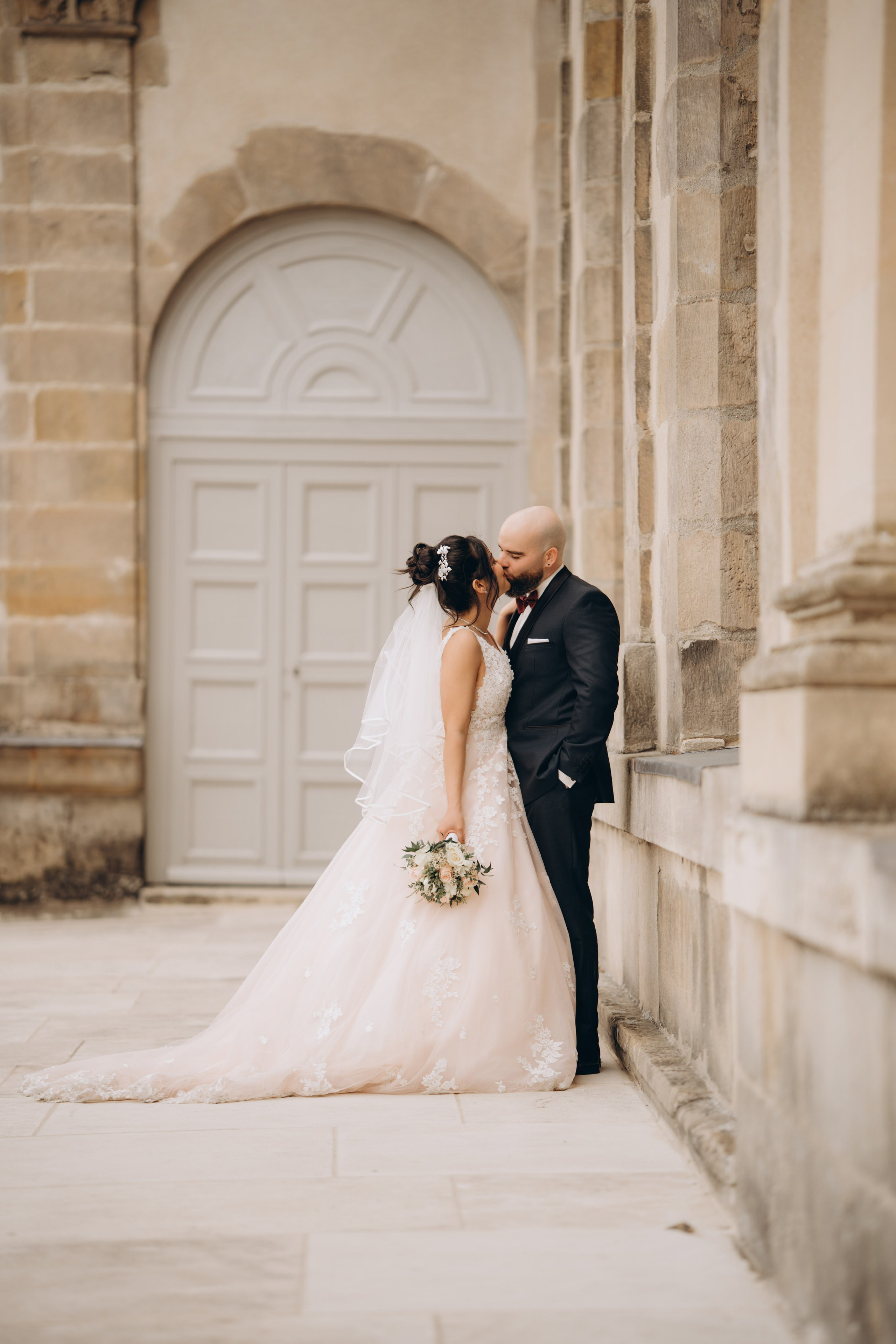 Town hall civil ceremony & wedding photoshoot in France. Professional photographer in Paris — Shybitska Iryna