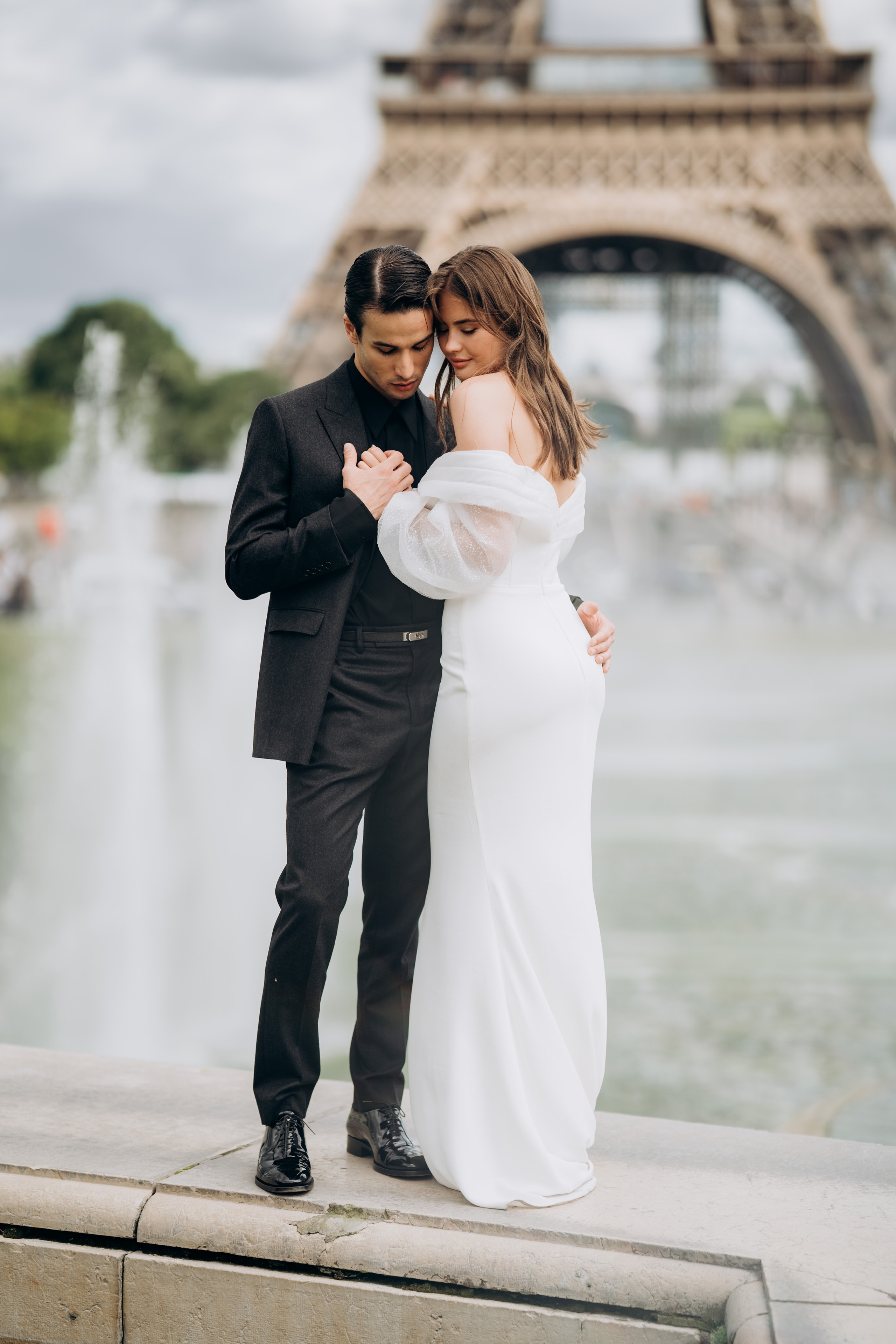 Wedding photo shoot in Paris. Professional photographer in Paris — Shybitska Iryna