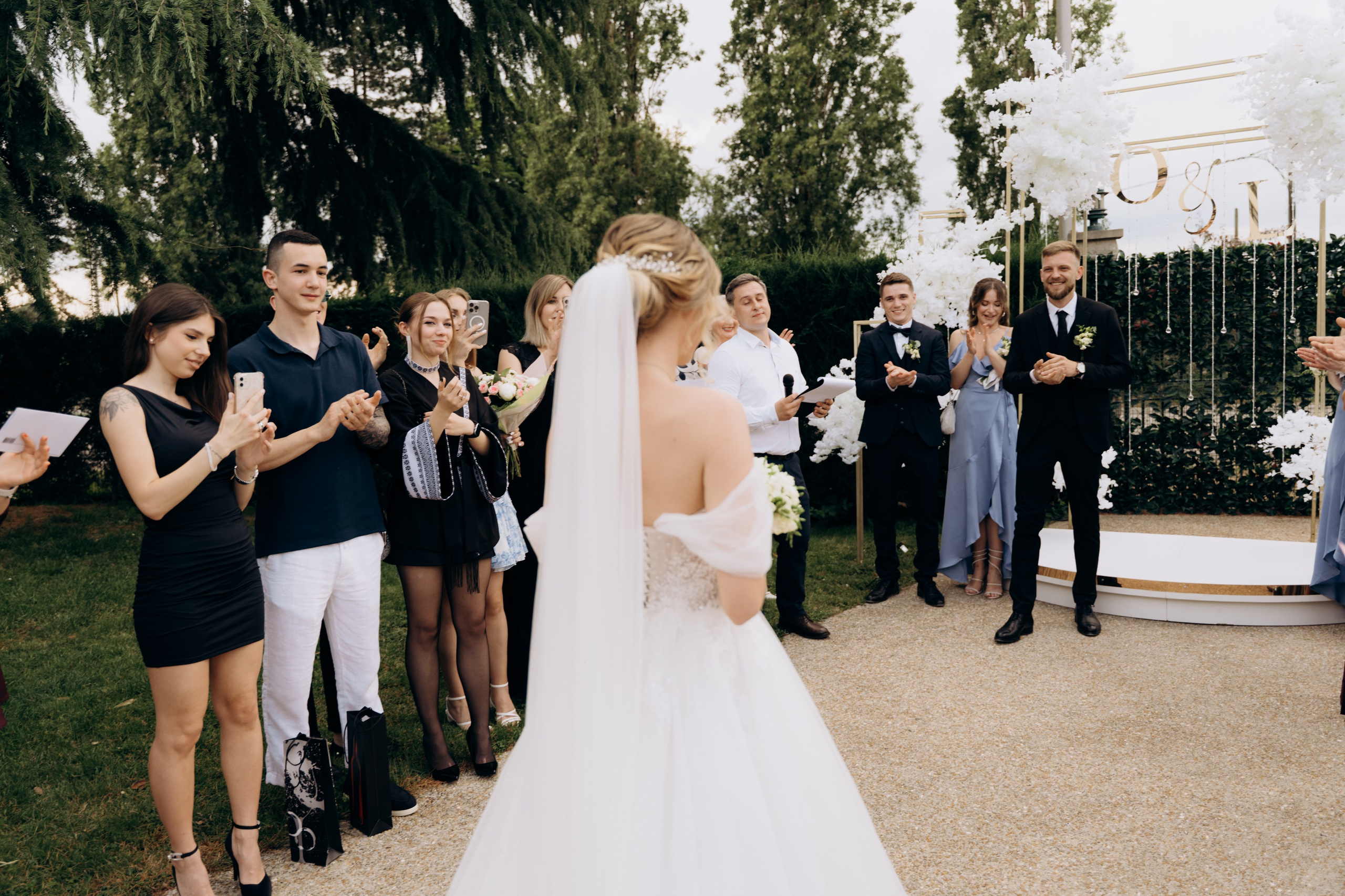 Wedding Day in Paris and Reception. Professional photographer in Paris — Shybitska Iryna