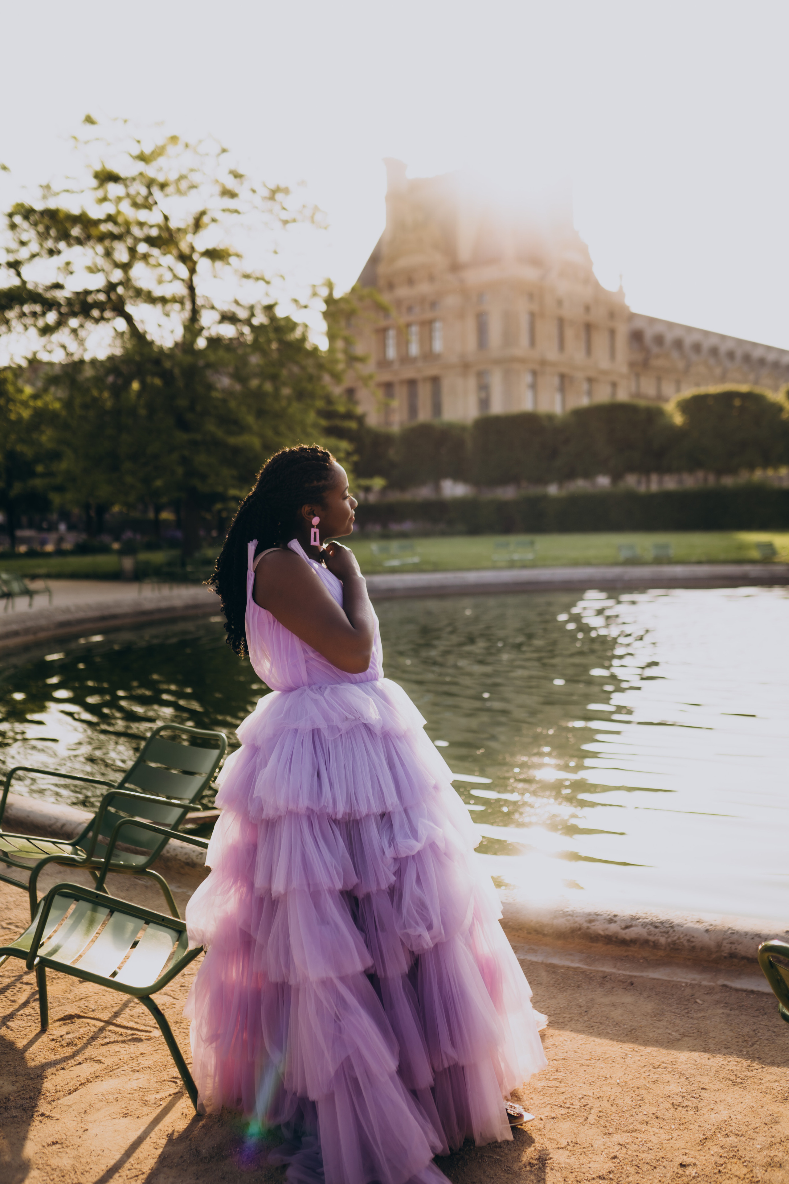 Family photo session in Paris — Louvre — Eiffel Tower. Professional photographer in Paris — Shybitska Iryna