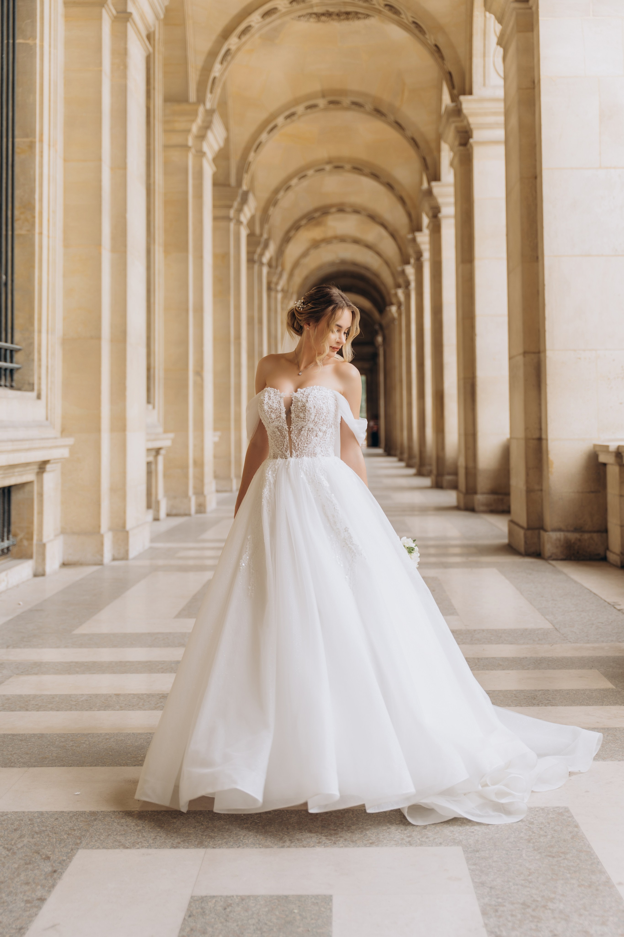 Wedding Day in Paris and Reception. Professional photographer in Paris — Shybitska Iryna