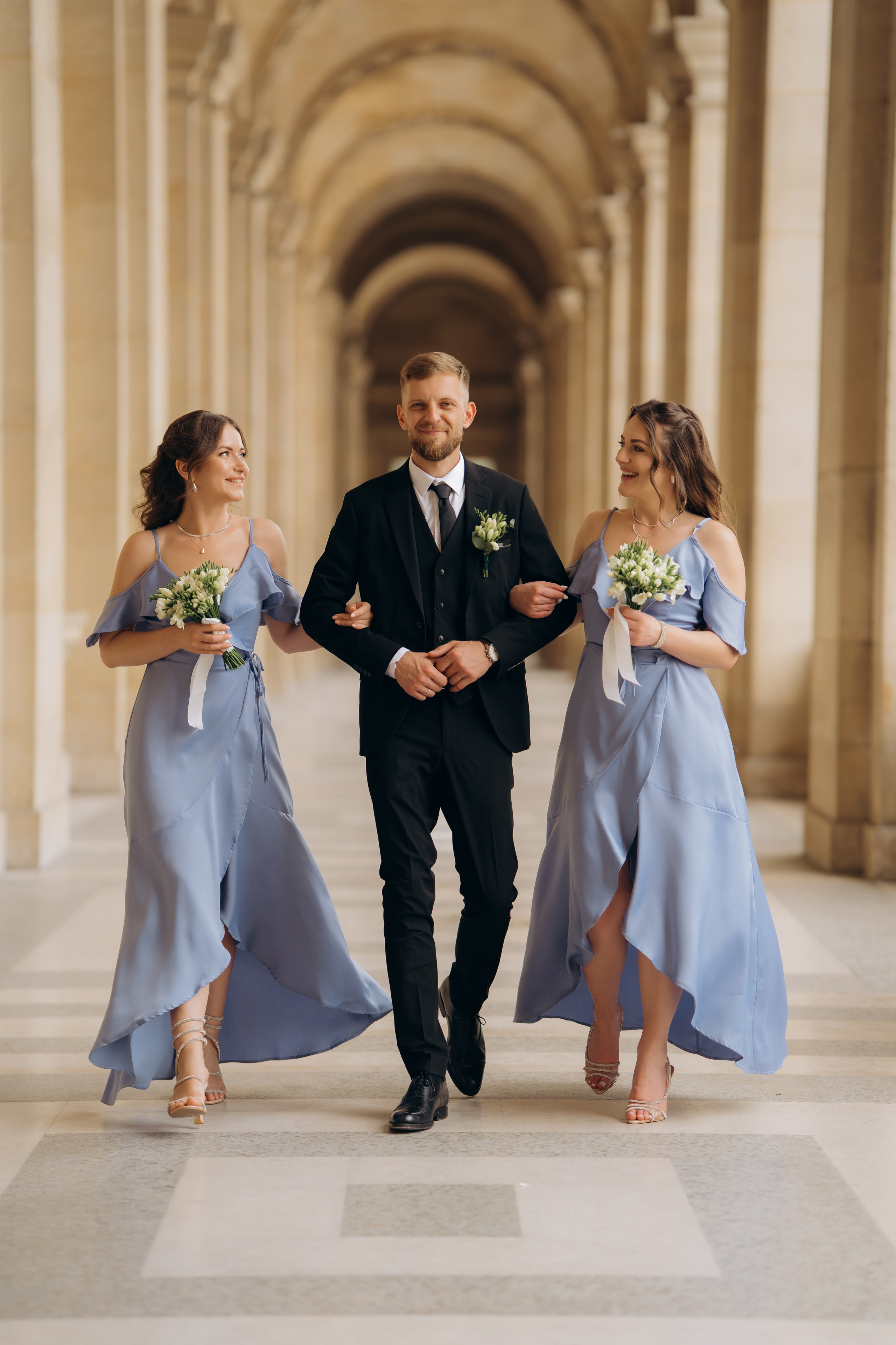Wedding Day in Paris and Reception. Professional photographer in Paris — Shybitska Iryna