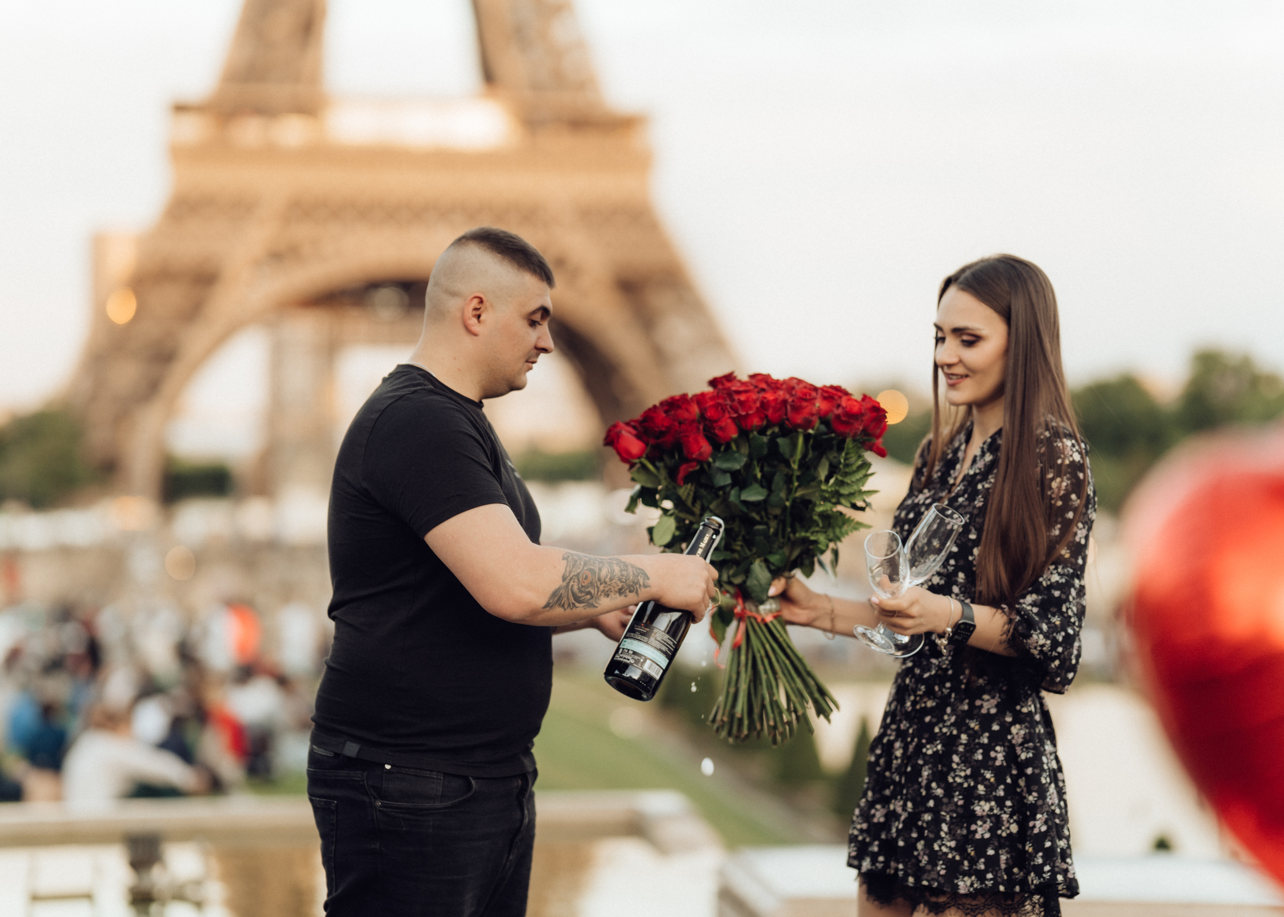 Engagement — Photo session lasts 1 hour. Professional photographer in Paris — Shybitska Iryna