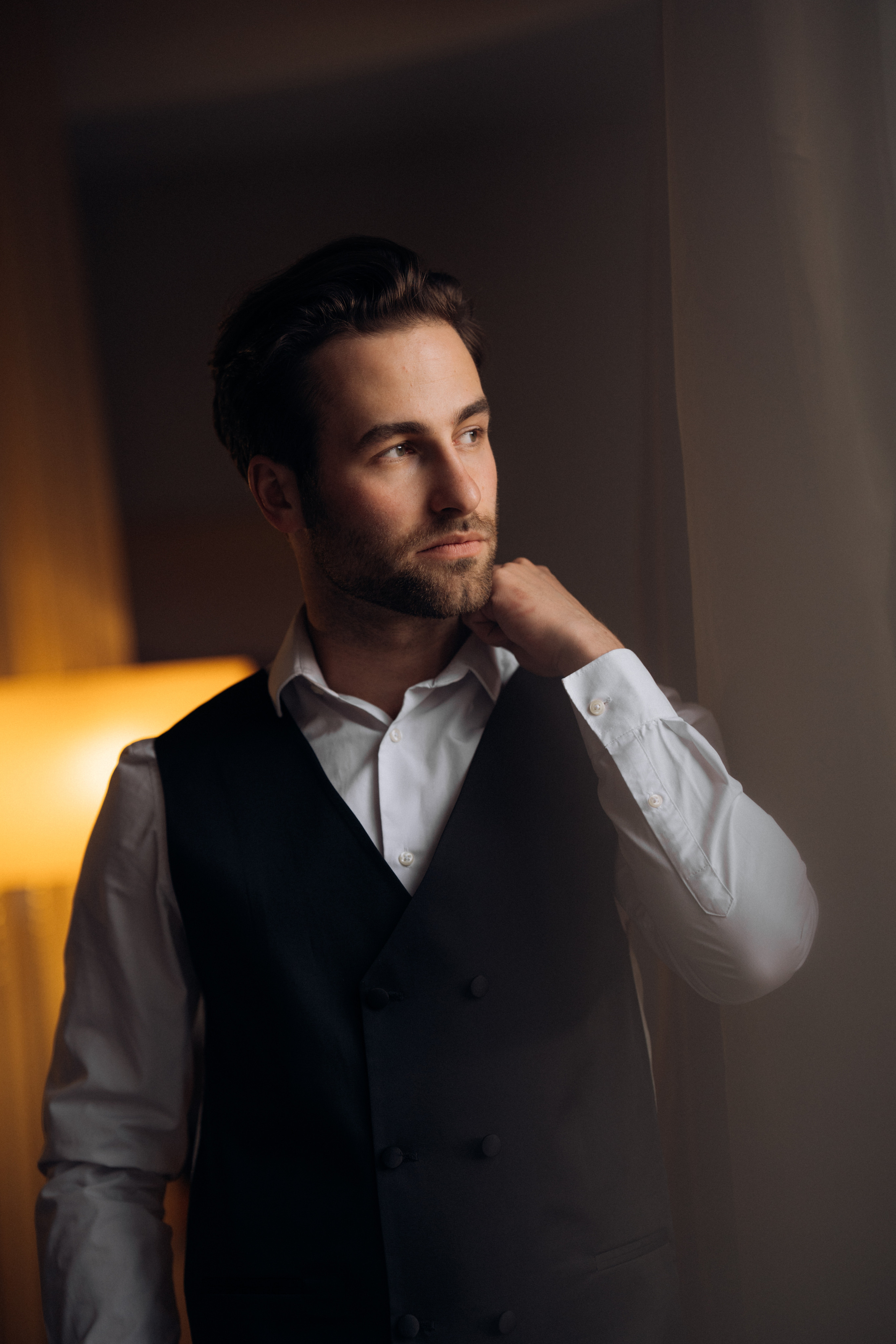 Весільна фотосесія в готелі. Professional photographer in Paris — Shybitska Iryna