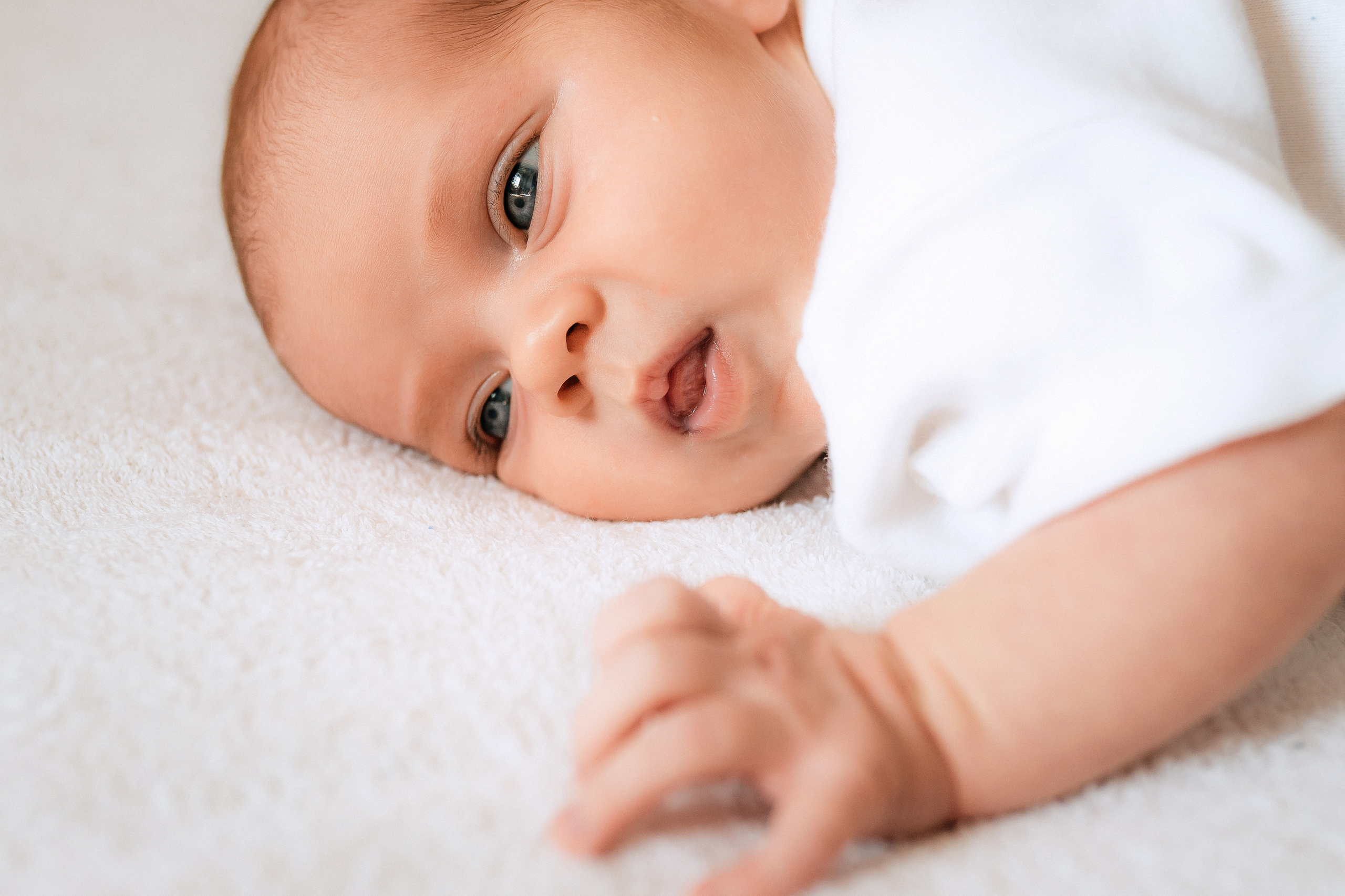 Домашня фотосесія новонародженого. Professional photographer in Paris — Shybitska Iryna