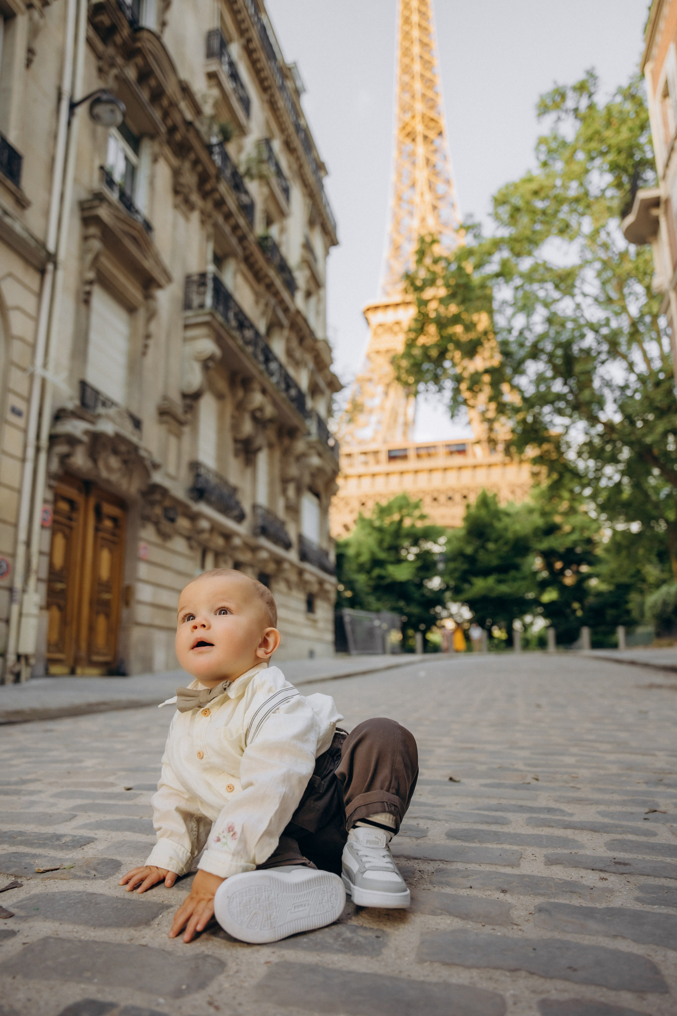Family photo shoot. Paris. Professional photographer in Paris — Shybitska Iryna