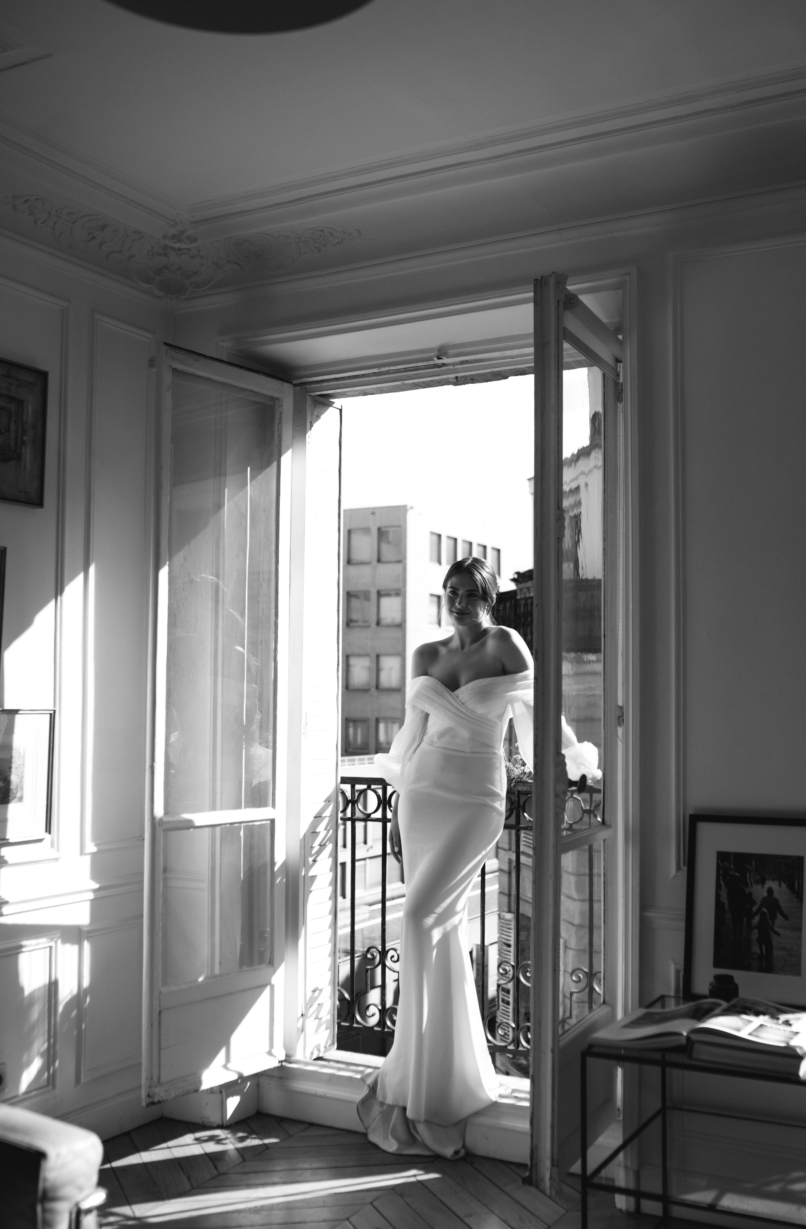 Wedding photo shoot in Paris. Professional photographer in Paris — Shybitska Iryna