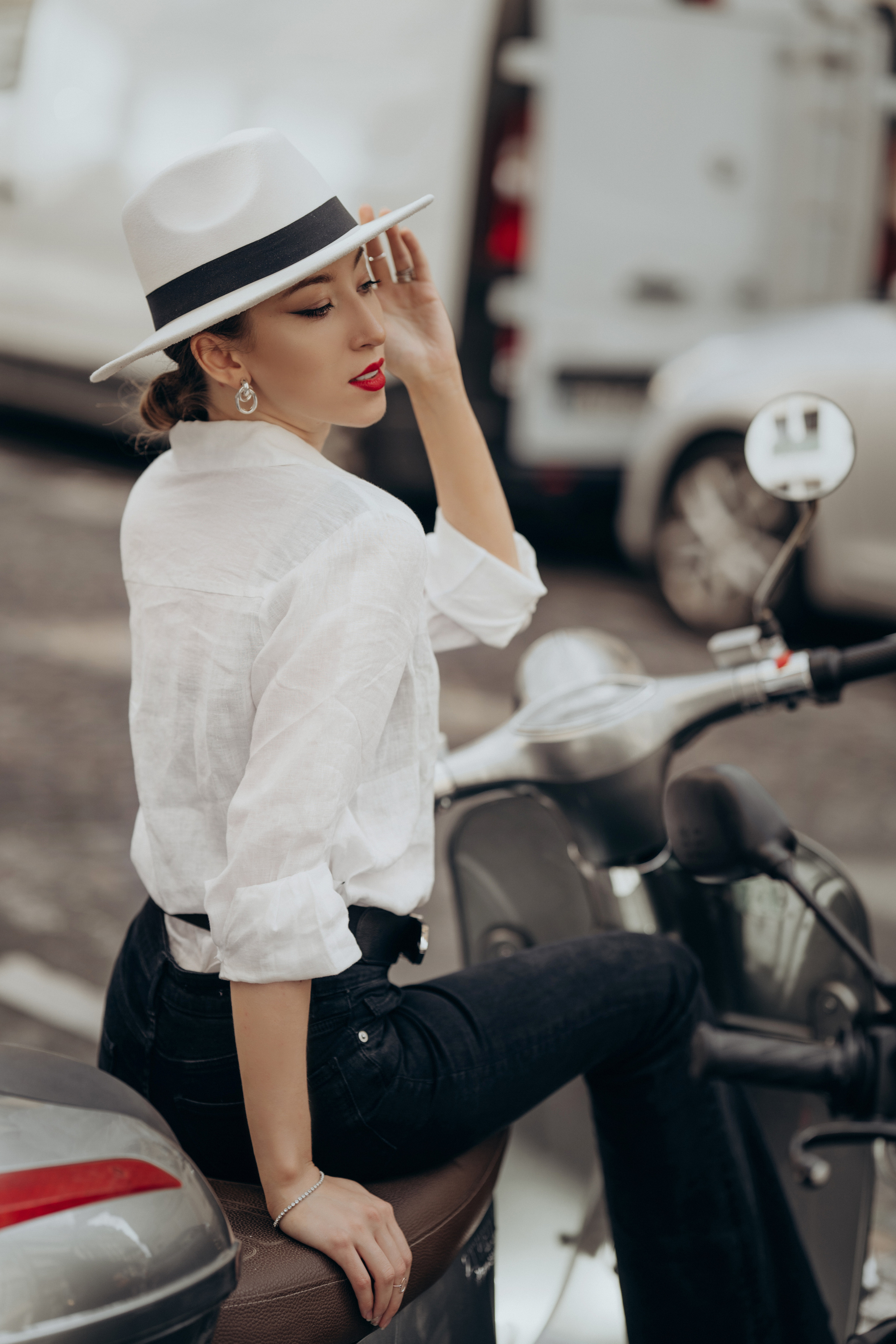 Photo shoot on the streets of Paris. Professional photographer in Paris — Shybitska Iryna