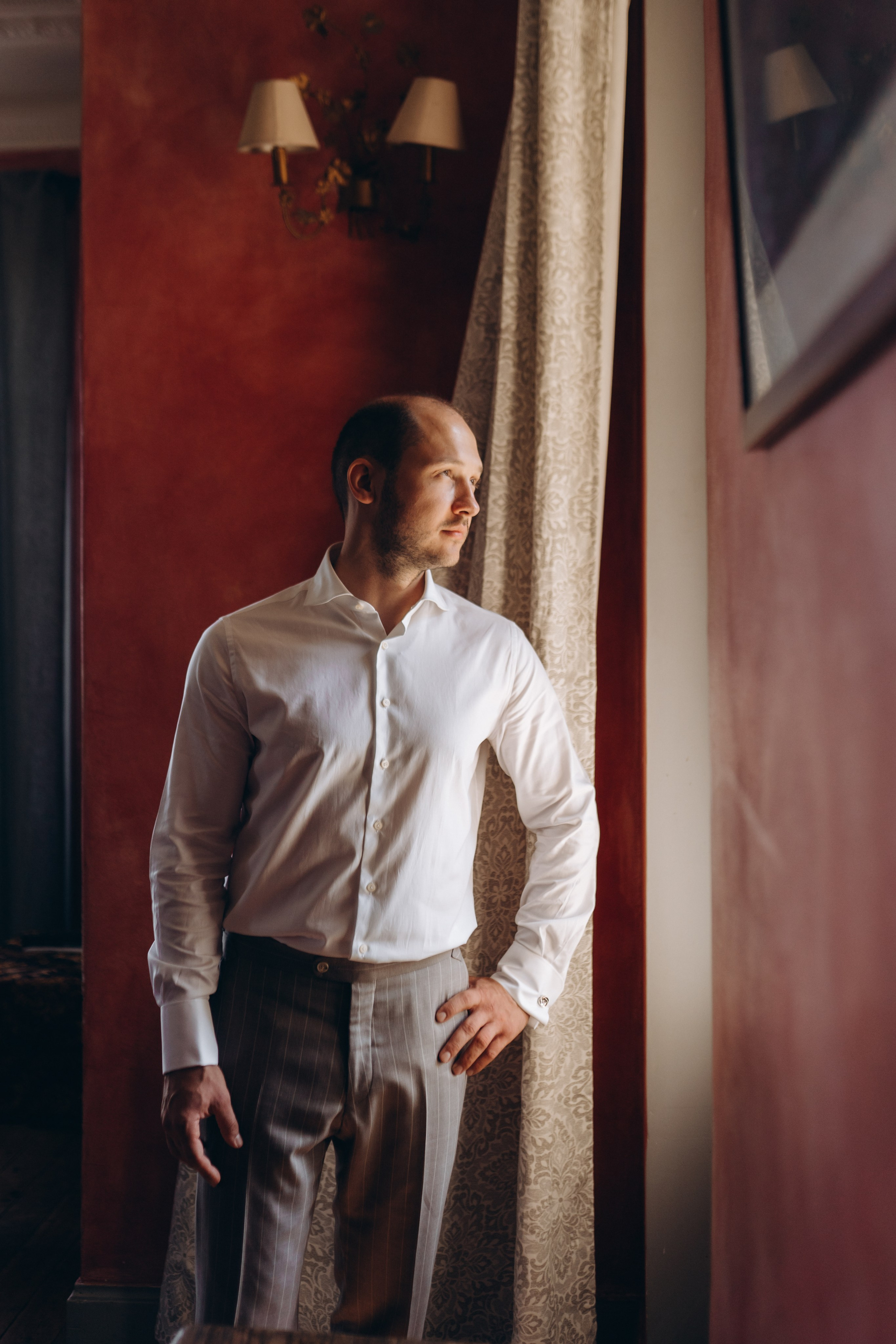 Свадебная фотосессия во французском замке. Professional photographer in Paris — Shybitska Iryna