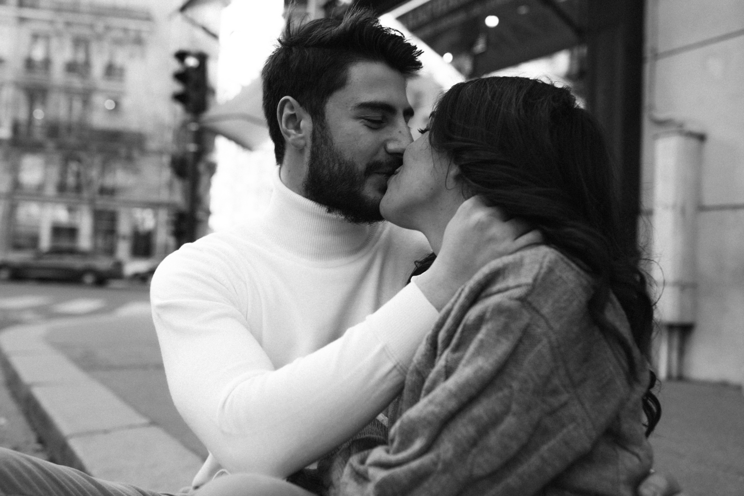 Couple photo shoot — Photoshoot lasts 1.5 hours. Professional photographer in Paris — Shybitska Iryna