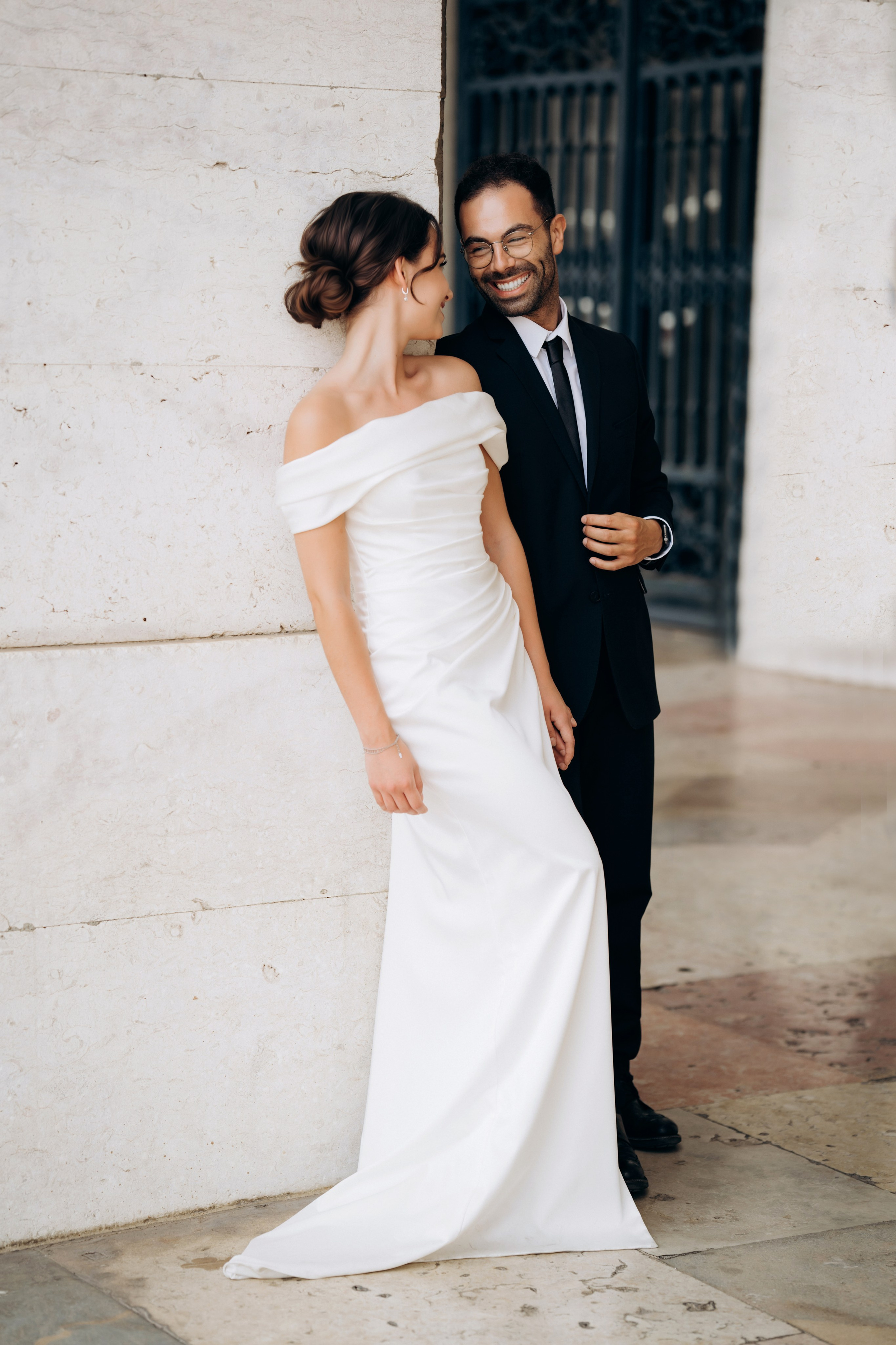 Wedding photo shoot. Professional photographer in Paris — Shybitska Iryna