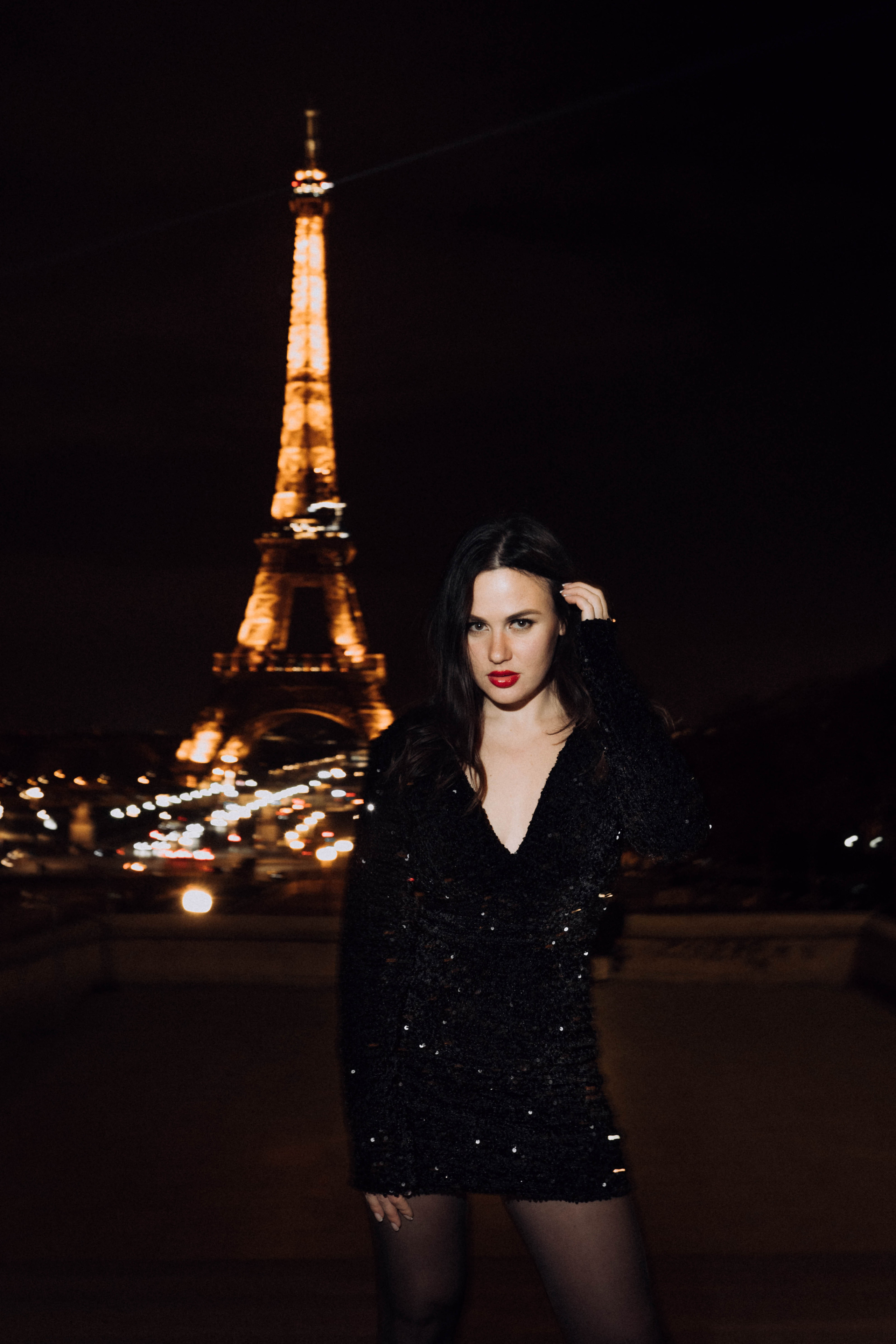 Night photo session in Paris. Professional photographer in Paris — Shybitska Iryna