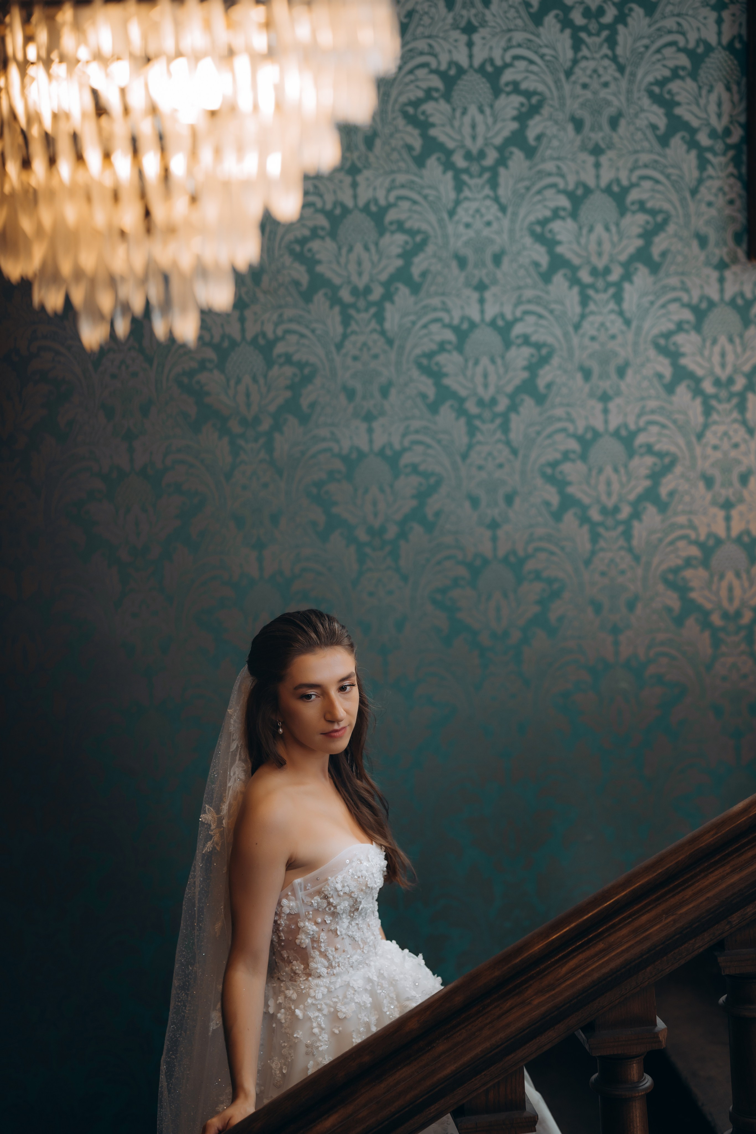 Свадебная фотосессия во французском замке. Professional photographer in Paris — Shybitska Iryna