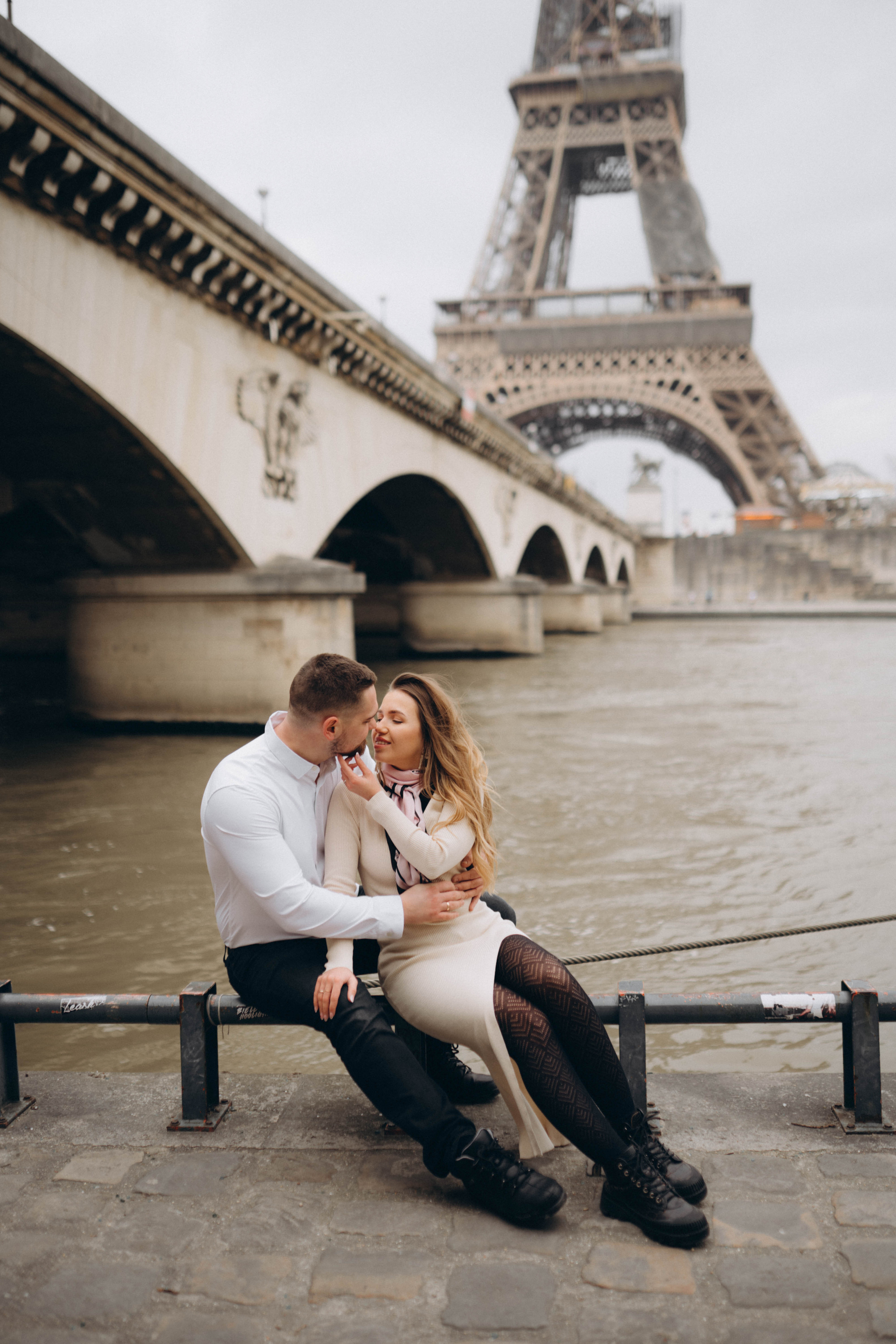 Ideas for a photo shoot in Paris. Professional photographer in Paris — Shybitska Iryna