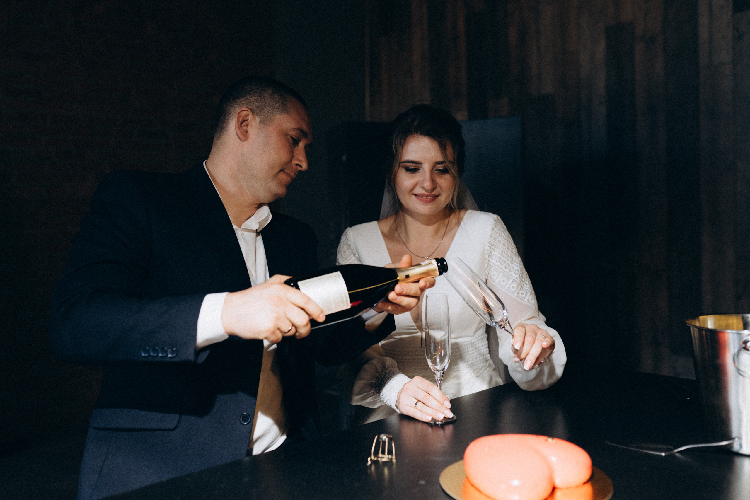 Весільна фотосесія в парку ВДНГ та студії. Professional photographer in Paris — Shybitska Iryna