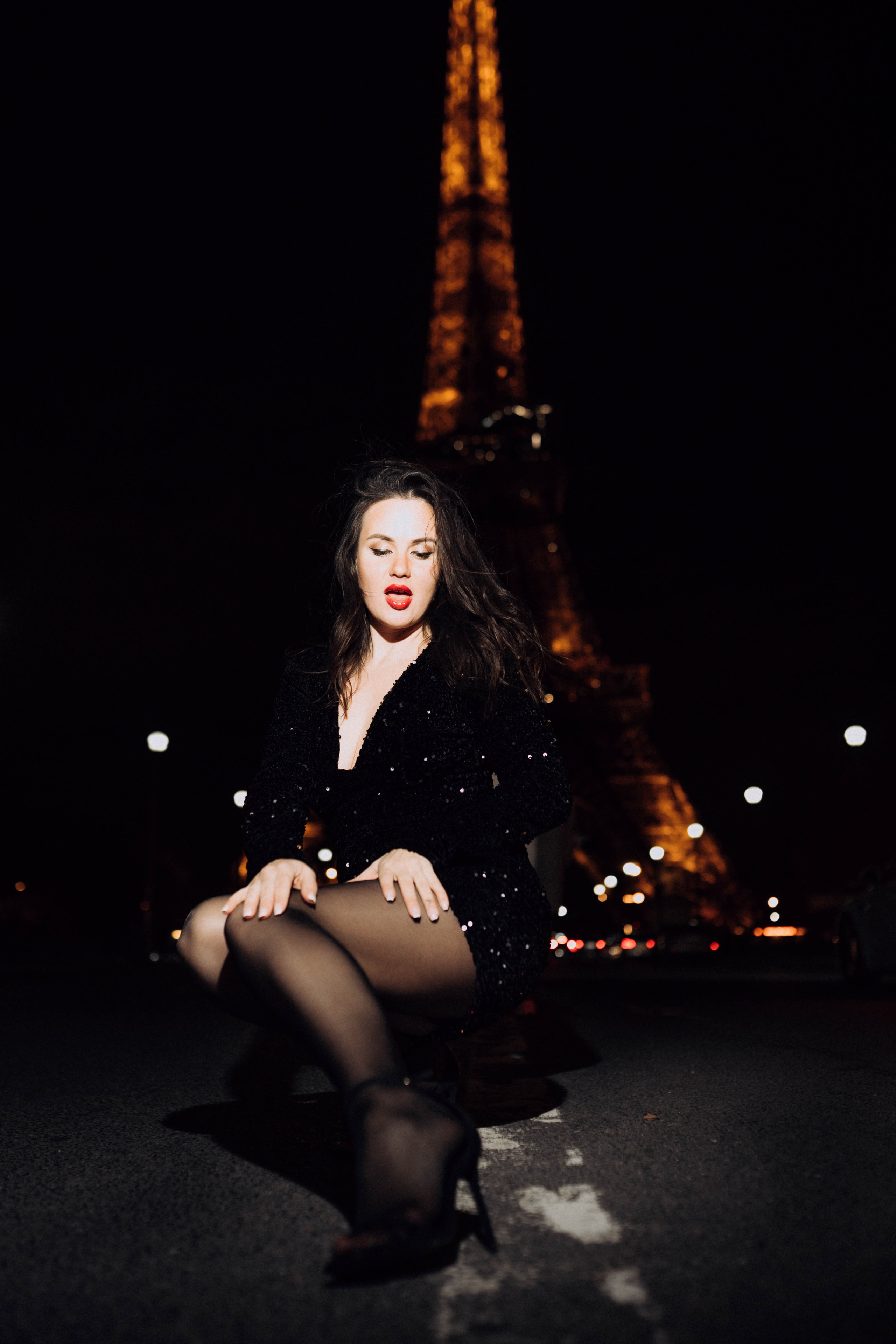 Night photo session in Paris. Professional photographer in Paris — Shybitska Iryna