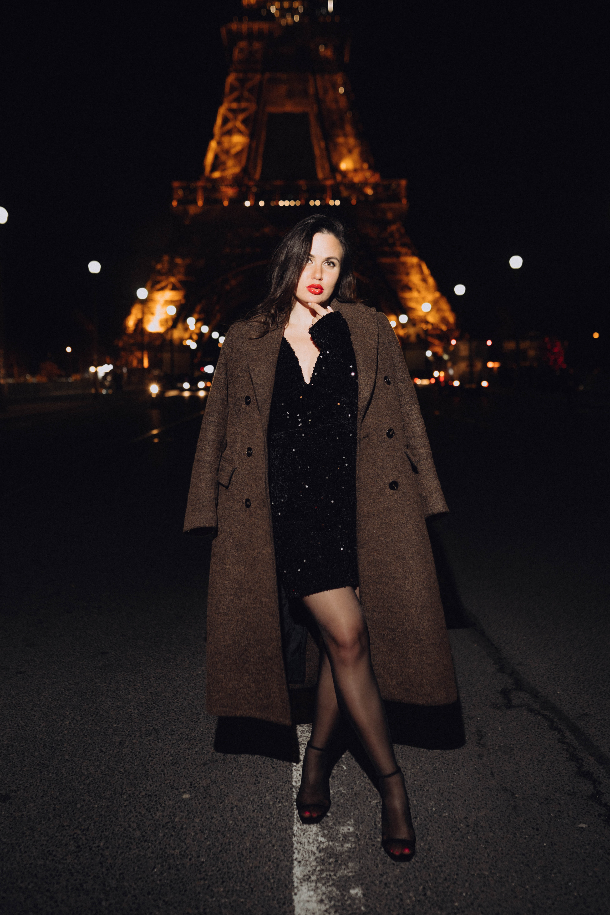 Night photo session in Paris. Professional photographer in Paris — Shybitska Iryna