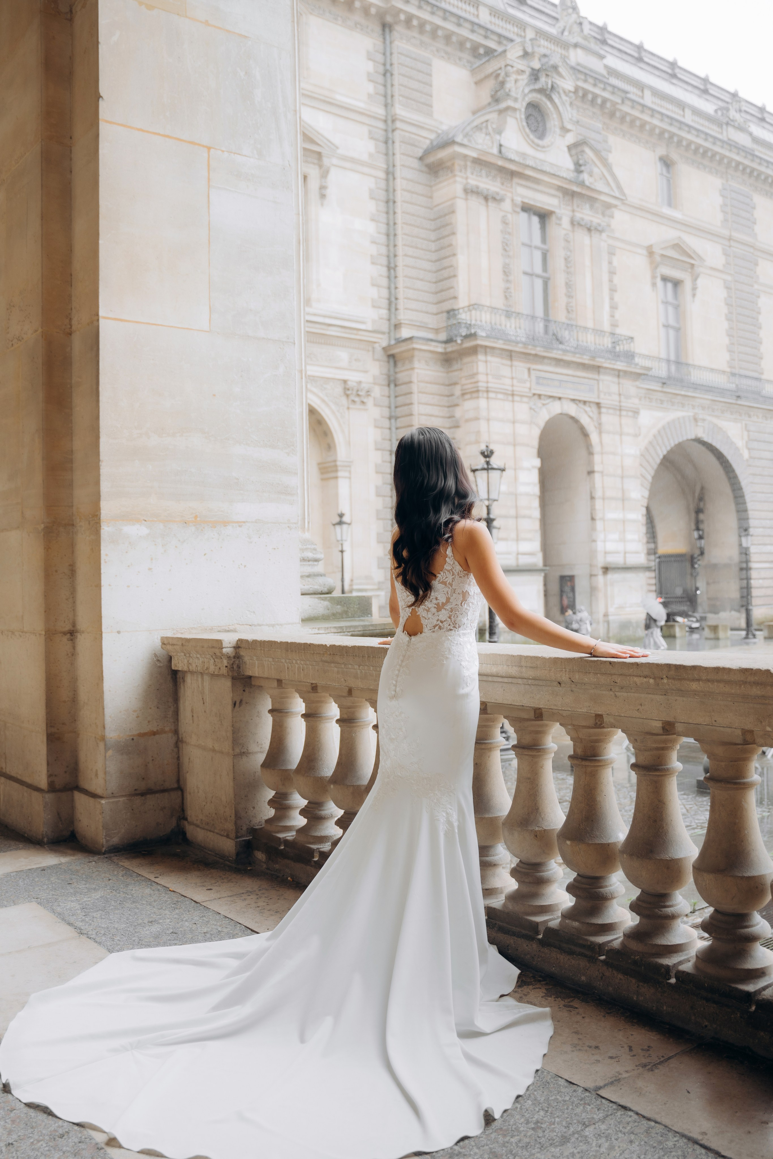 Wedding photo shoot in France_Cabriolet_Paris. Professional photographer in Paris — Shybitska Iryna