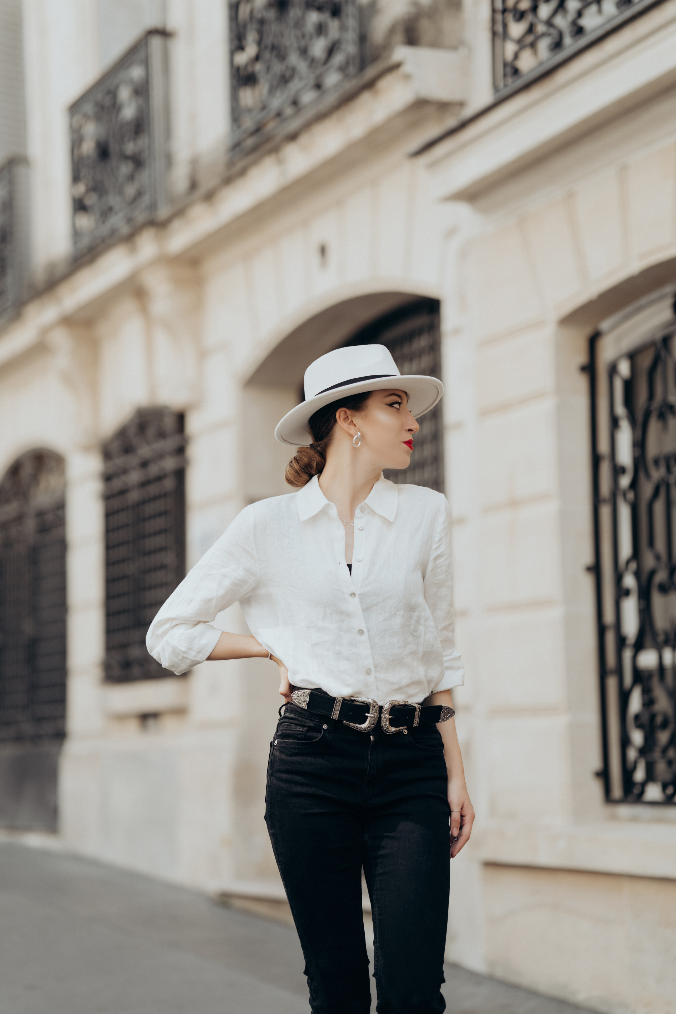 Photo shoot on the streets of Paris. Professional photographer in Paris — Shybitska Iryna