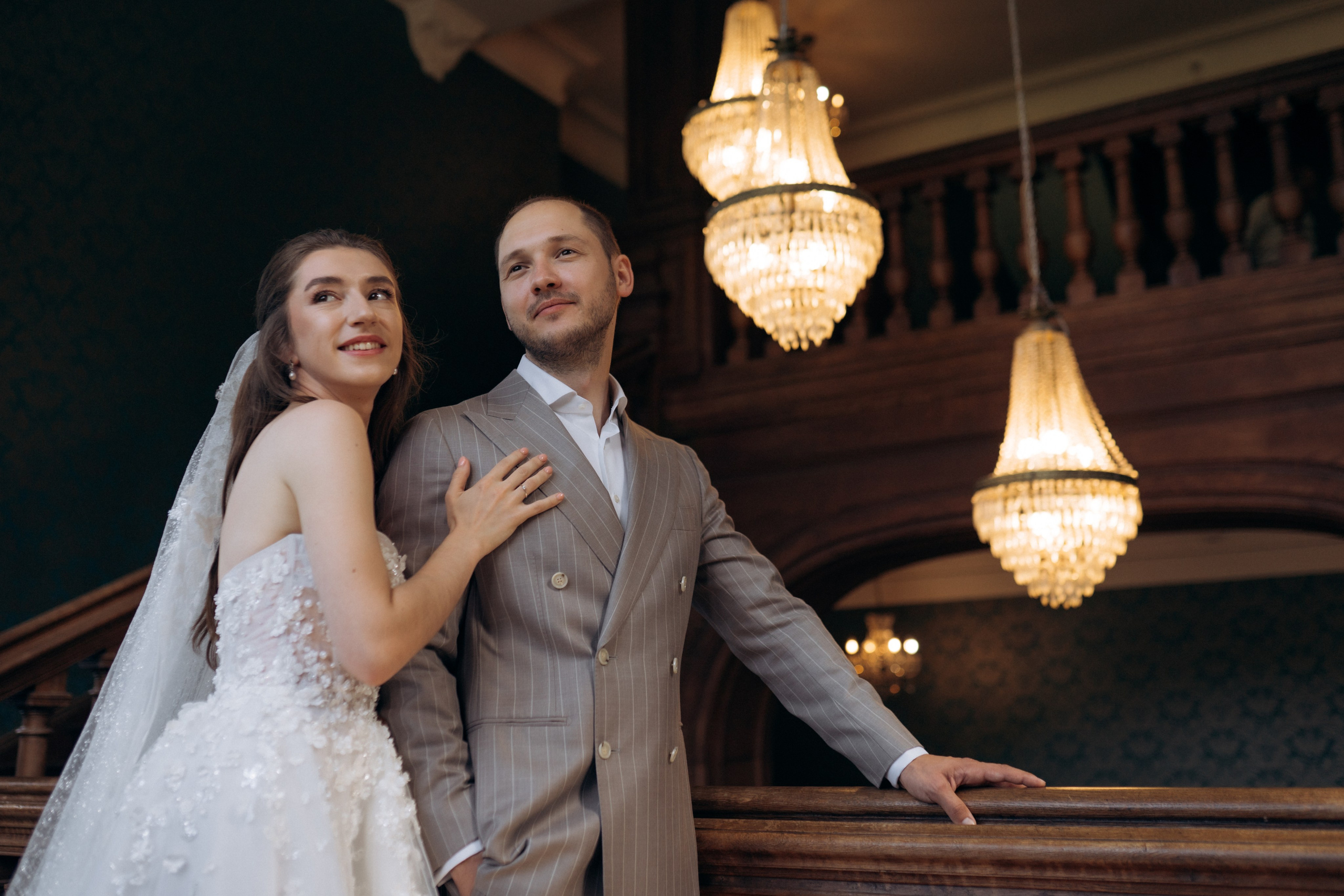 Свадебная фотосессия во французском замке. Professional photographer in Paris — Shybitska Iryna