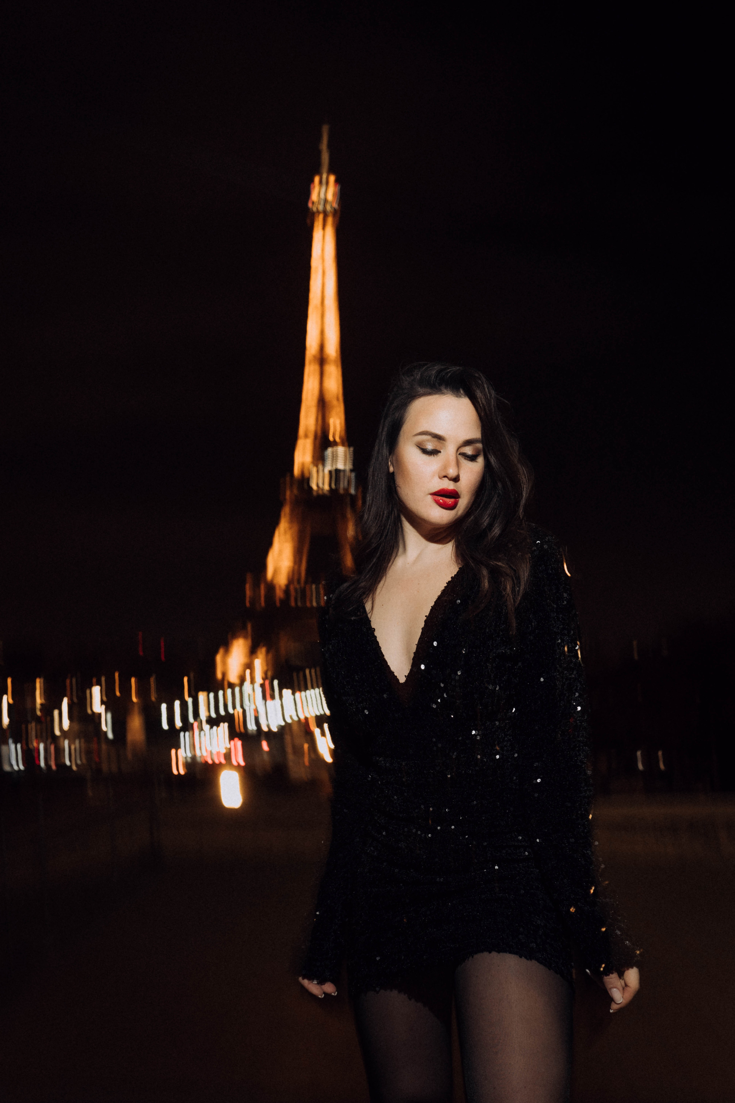 Night photo session in Paris. Professional photographer in Paris — Shybitska Iryna