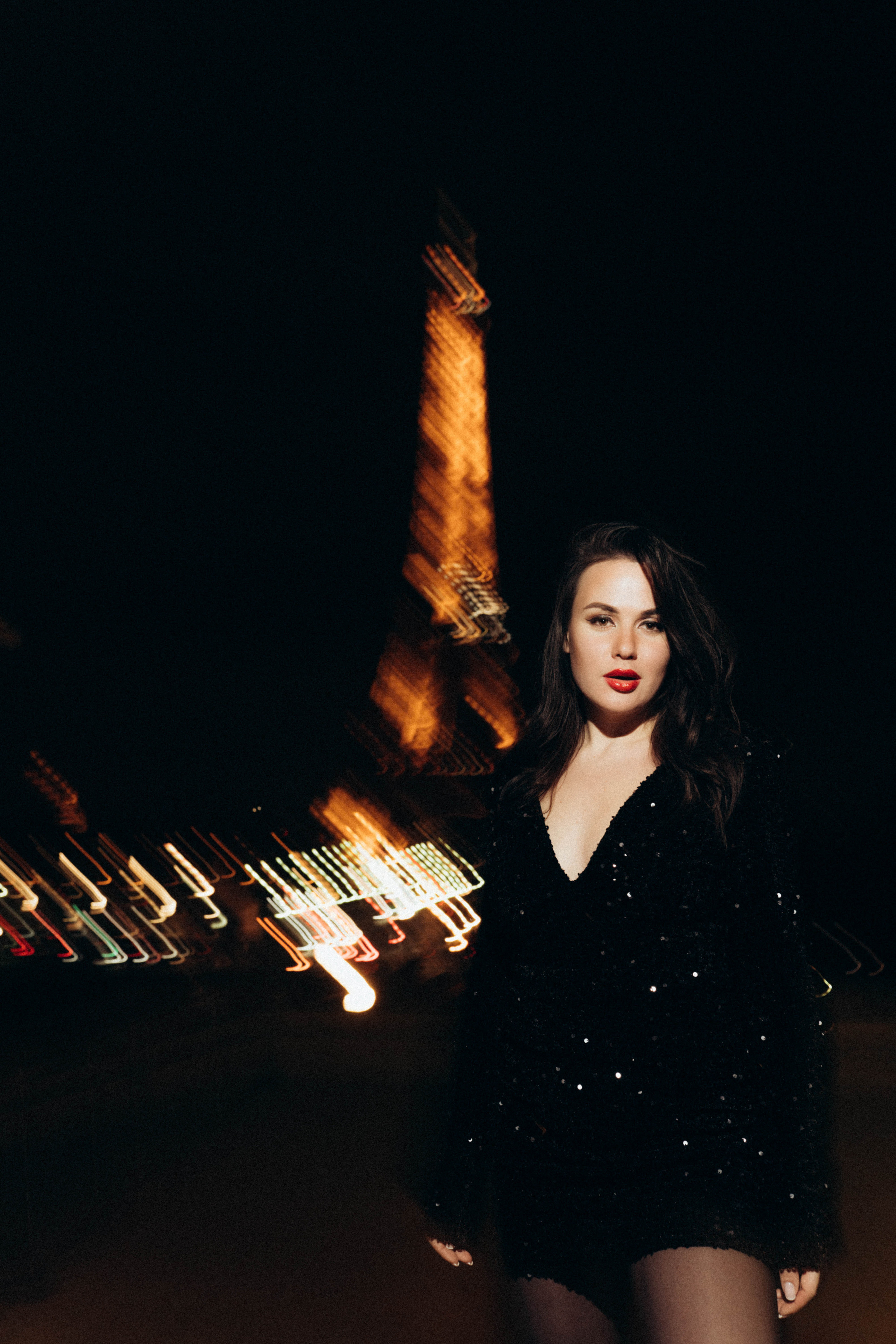 Night photo session in Paris. Professional photographer in Paris — Shybitska Iryna