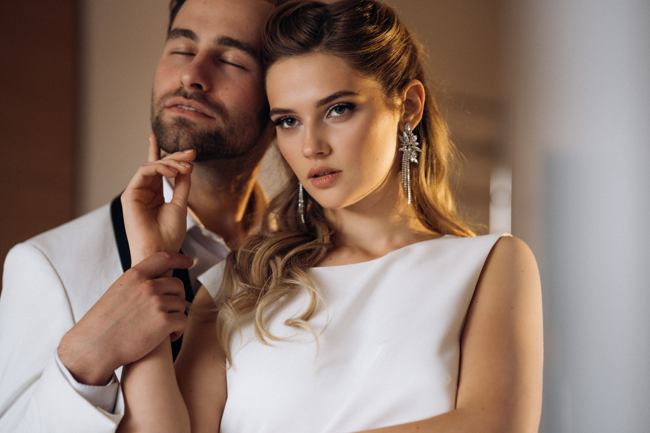 Весільна фотосесія в готелі. Professional photographer in Paris — Shybitska Iryna