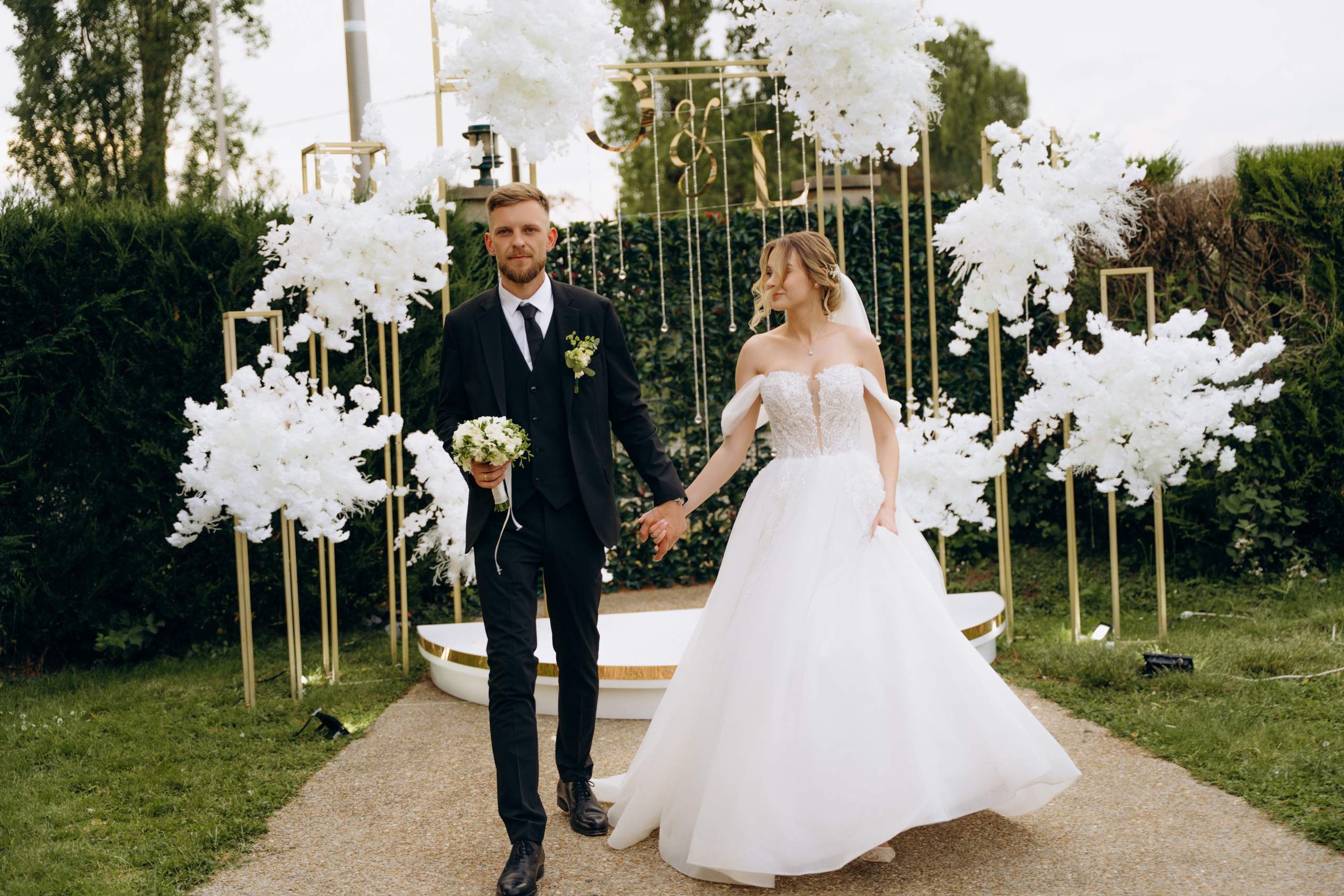 Wedding Day in Paris and Reception. Professional photographer in Paris — Shybitska Iryna