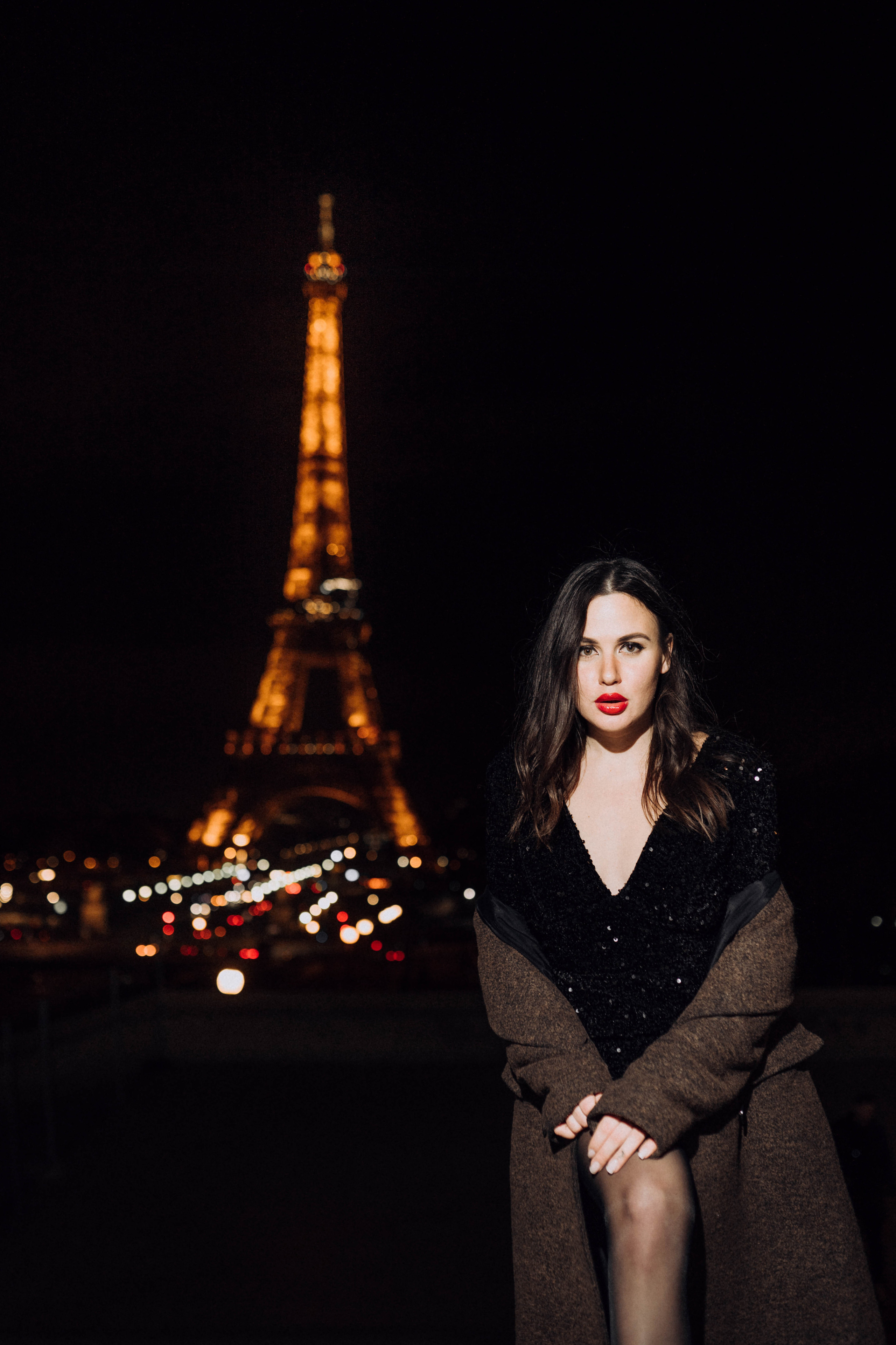 Night photo session in Paris. Professional photographer in Paris — Shybitska Iryna
