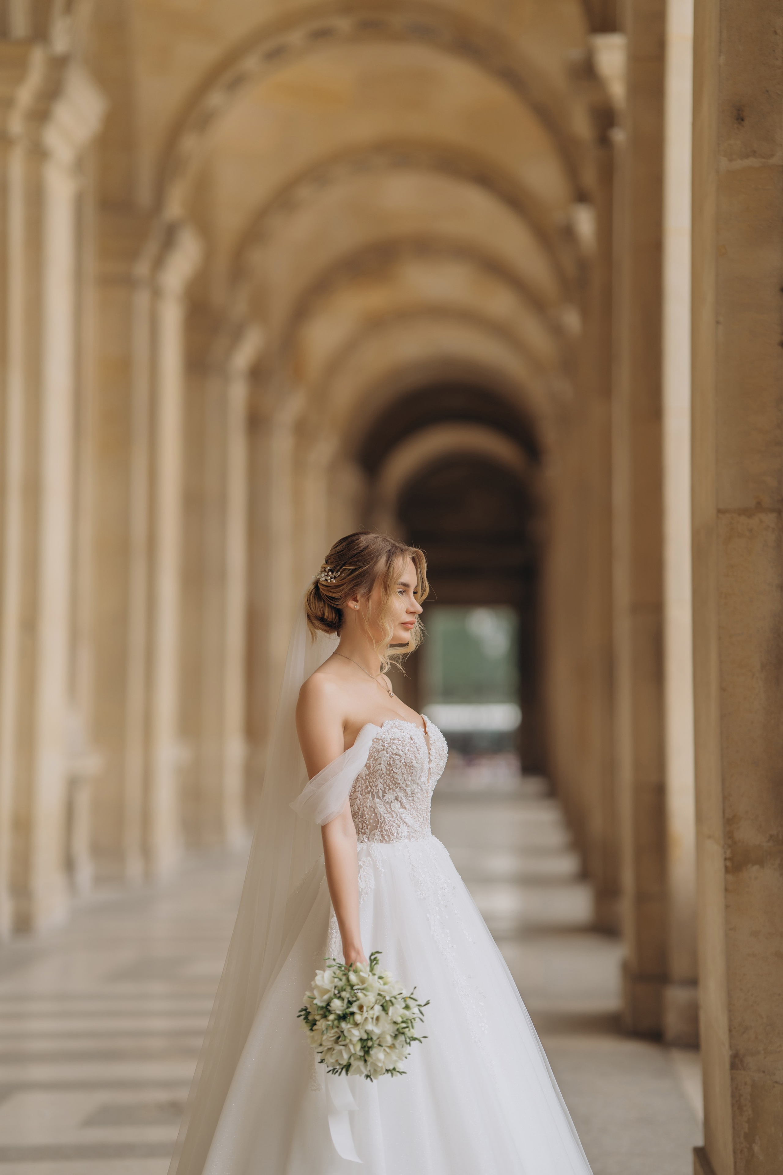 Wedding Day in Paris and Reception. Professional photographer in Paris — Shybitska Iryna