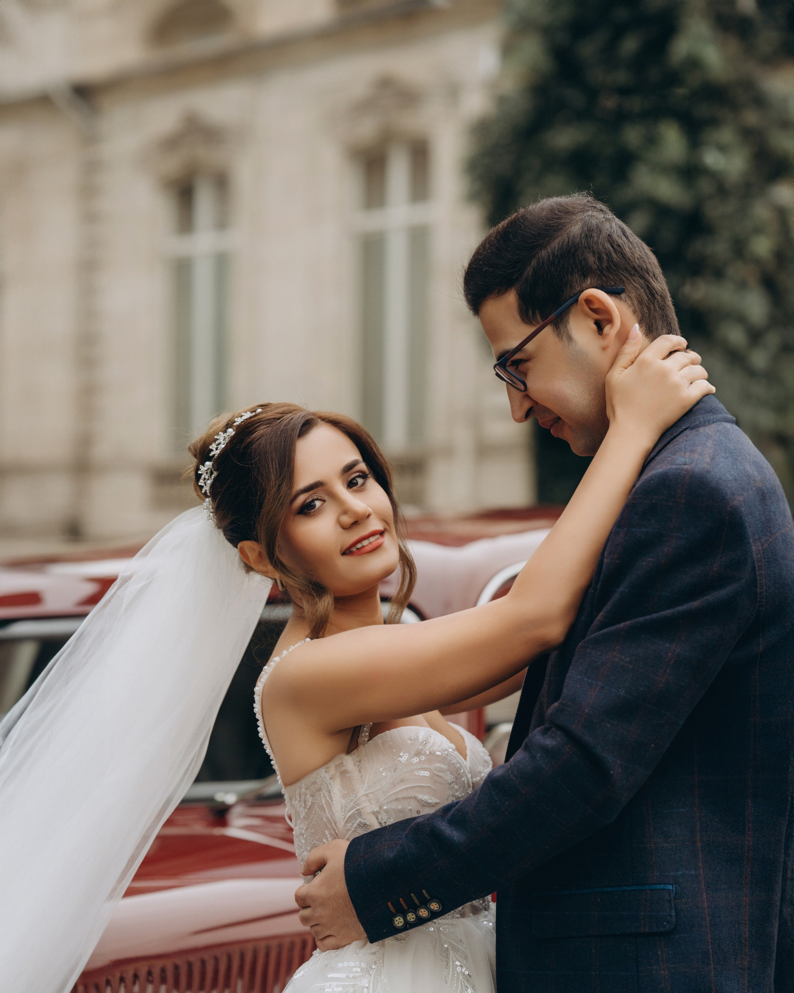 Wedding photo shoot. Professional photographer in Paris — Shybitska Iryna