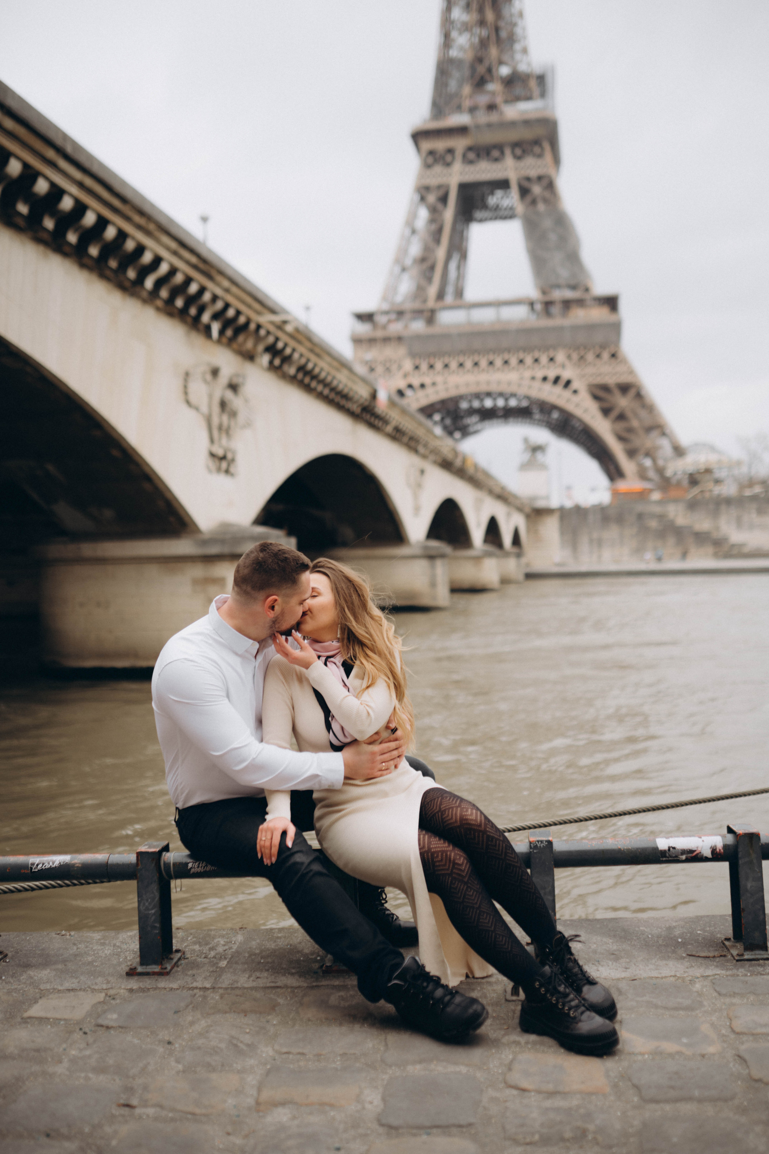 Ideas for a photo shoot in Paris. Professional photographer in Paris — Shybitska Iryna