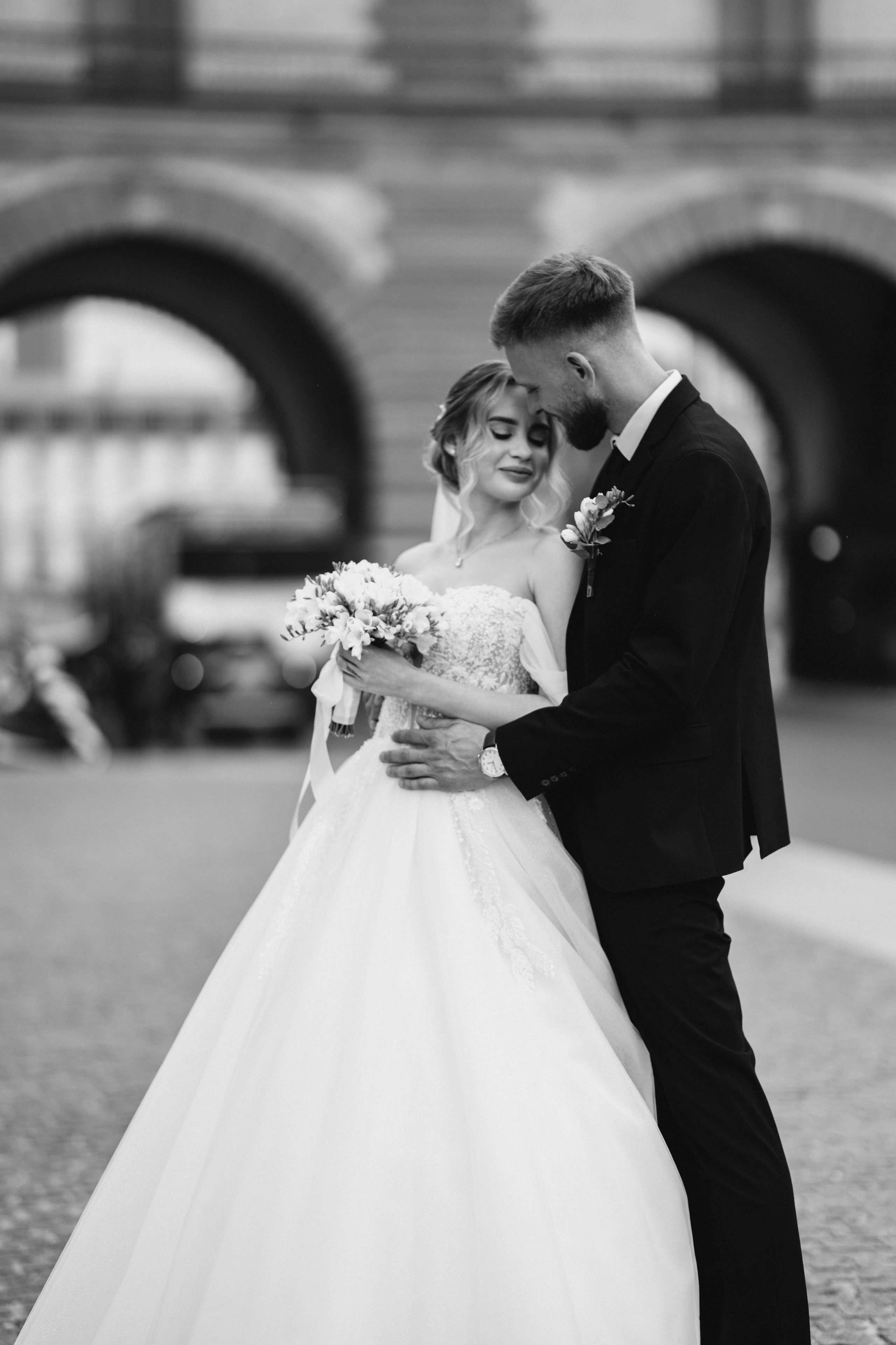 Wedding Day in Paris and Reception. Professional photographer in Paris — Shybitska Iryna